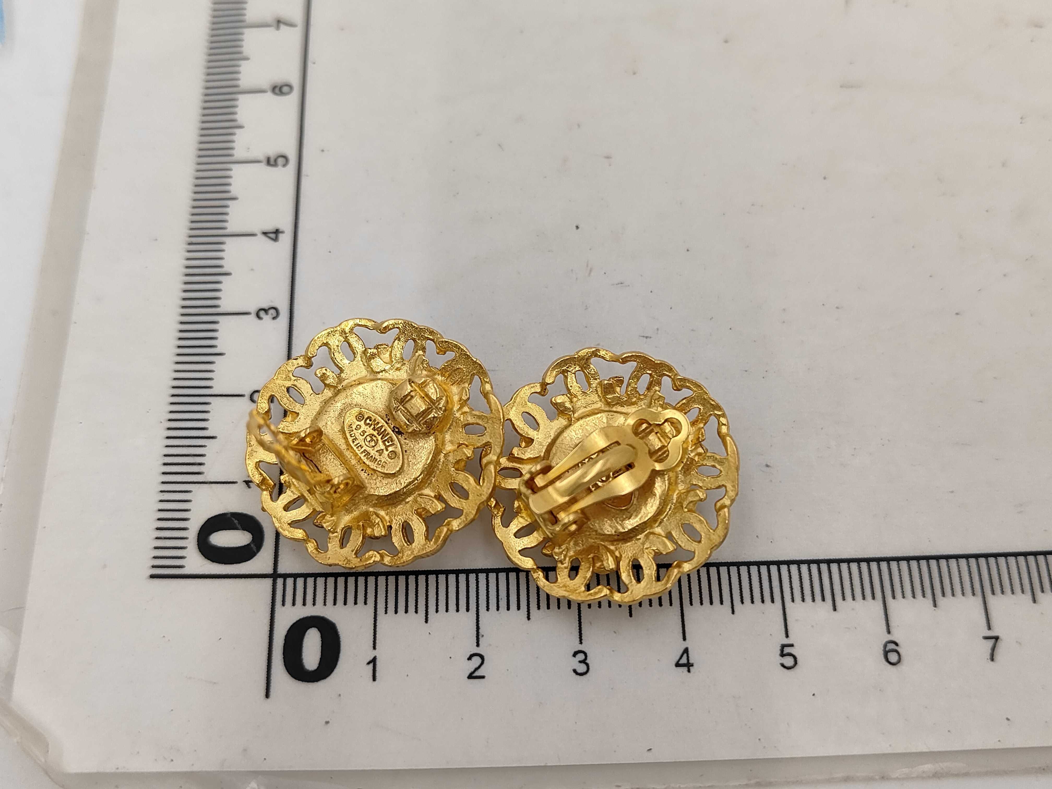 earrings — view 7