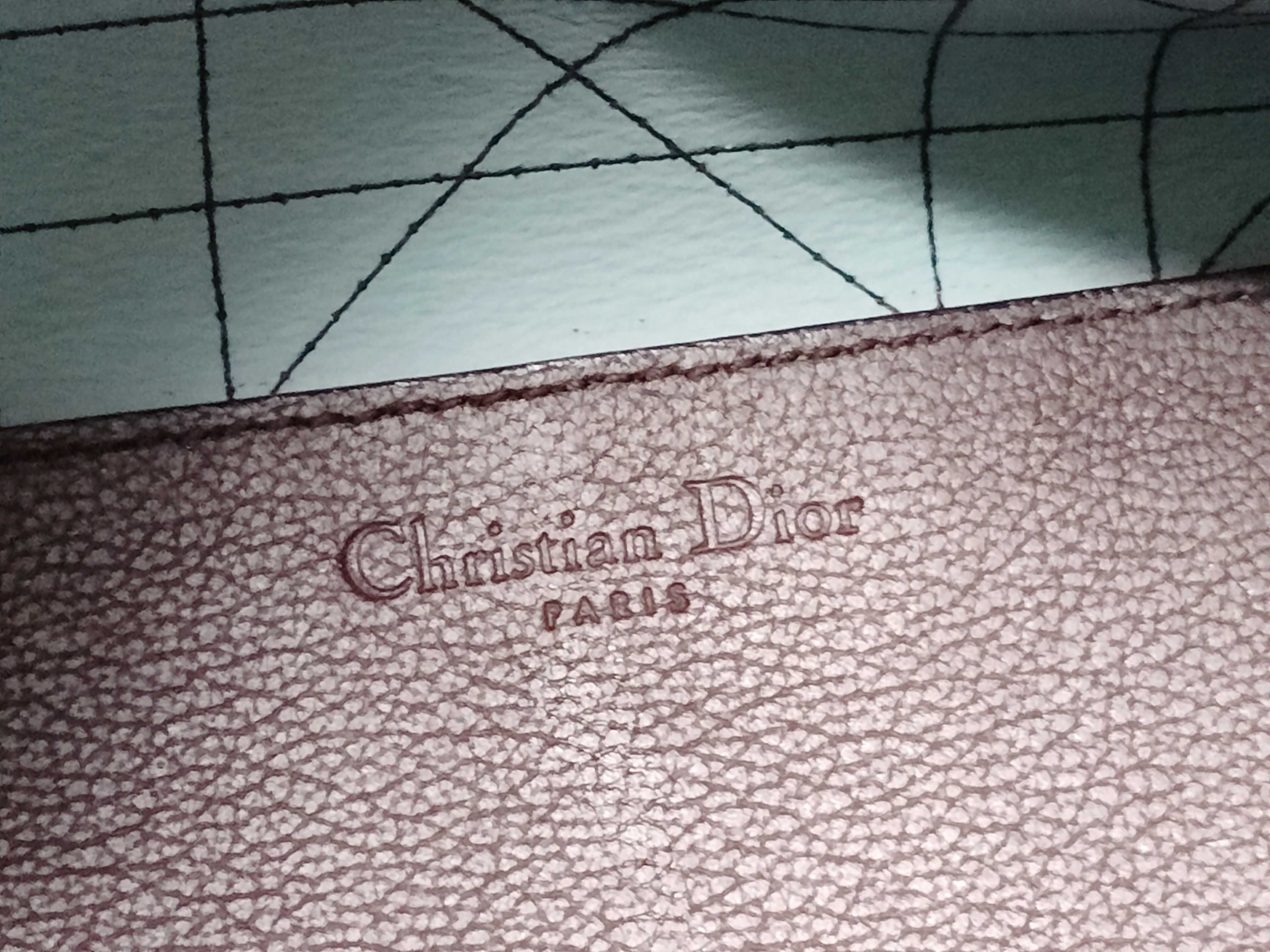 Lady Dior HK-01RU0156 Ultra Cannage Leather Bordeaux Chain Tote Bag — view 11