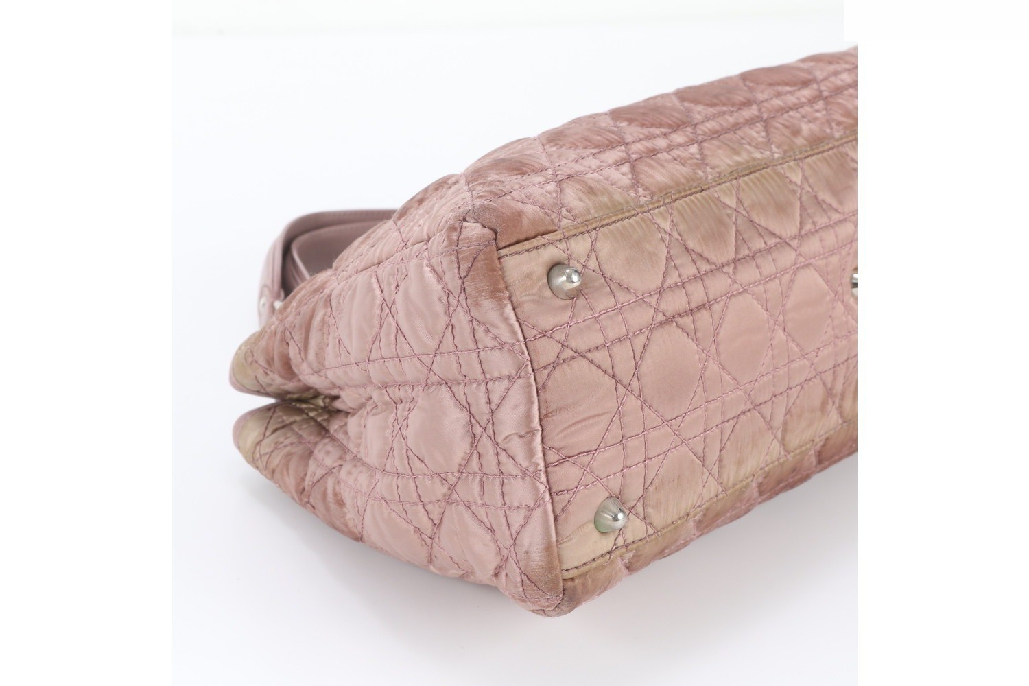 Cannage Charming Rock Leather Handbag — view 5