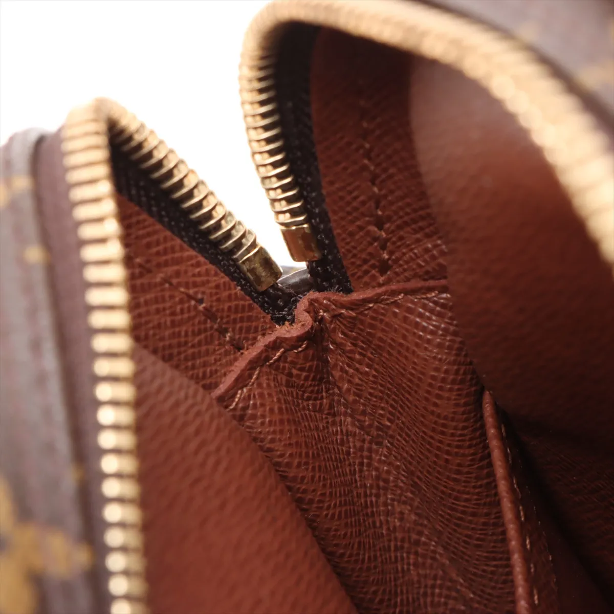Monogram Danube M45266 SL0054 Brown — view 10