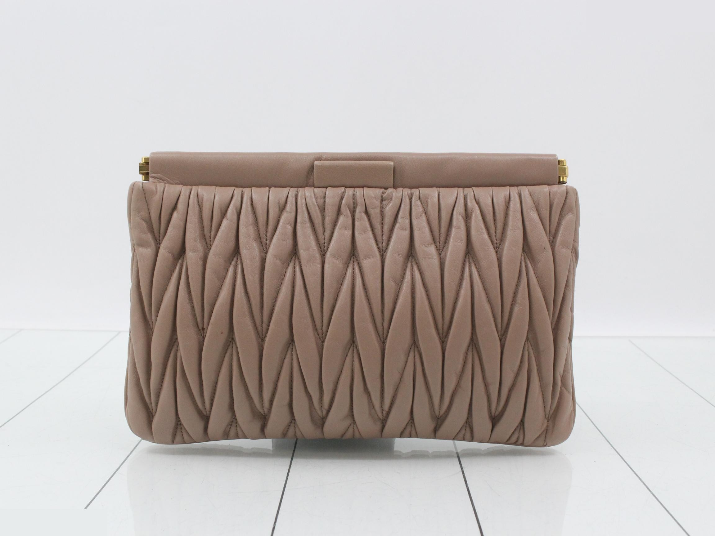 Matelassé (bag) — view 2