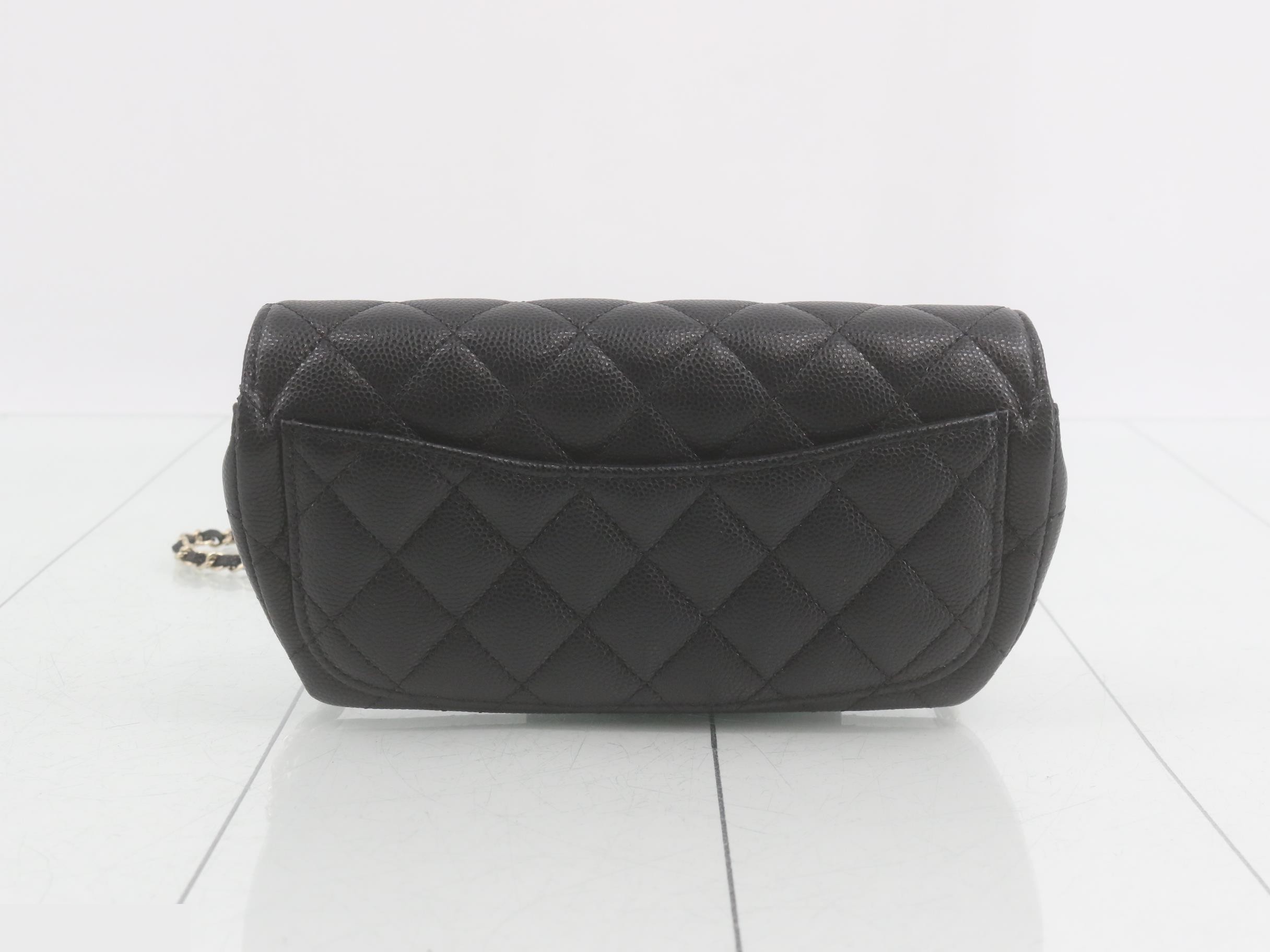 Matelassé Caviar Skin Chain Wallet — view 2