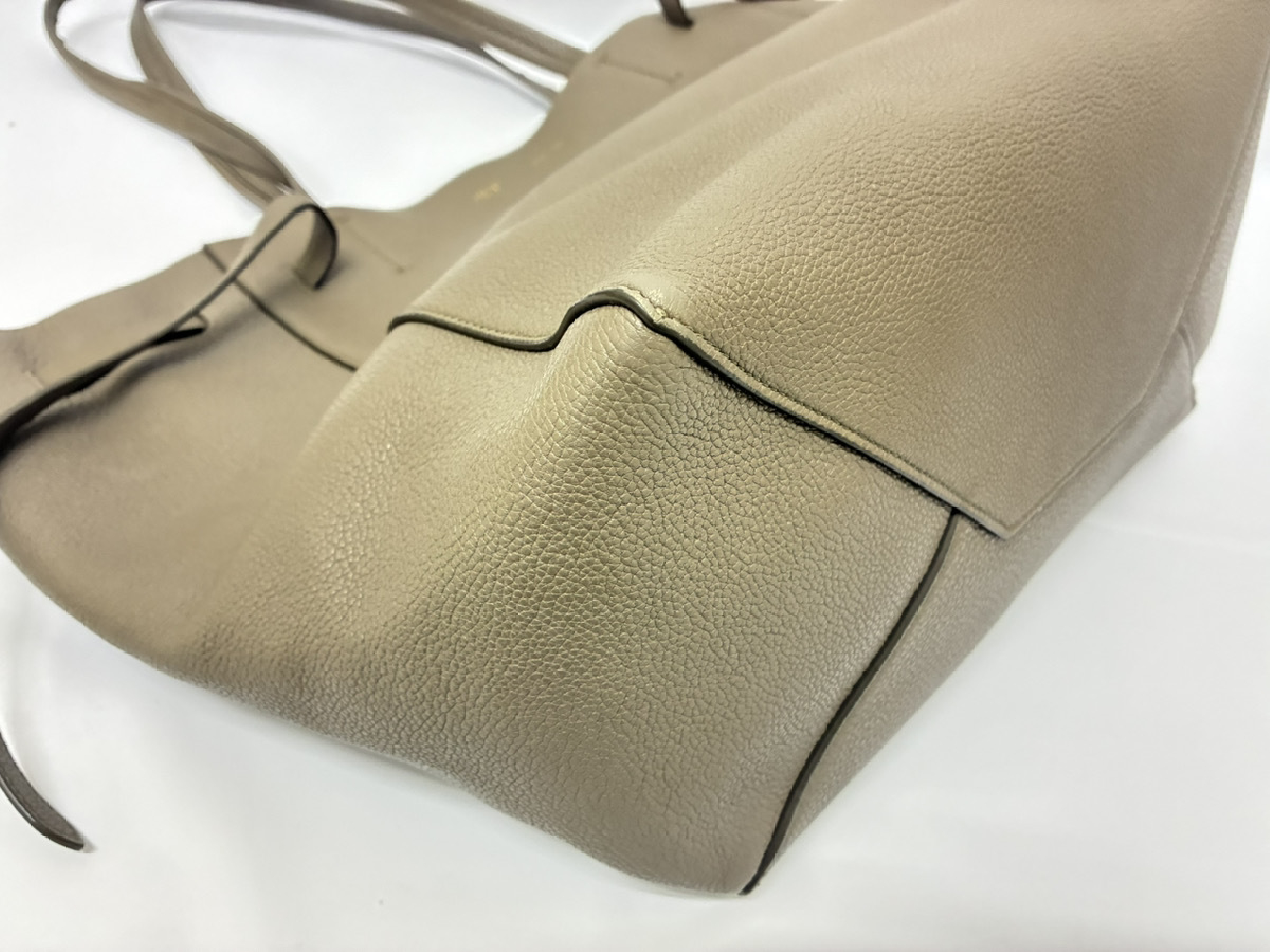 Cabas Phantom Leather Tote Bag — view 3