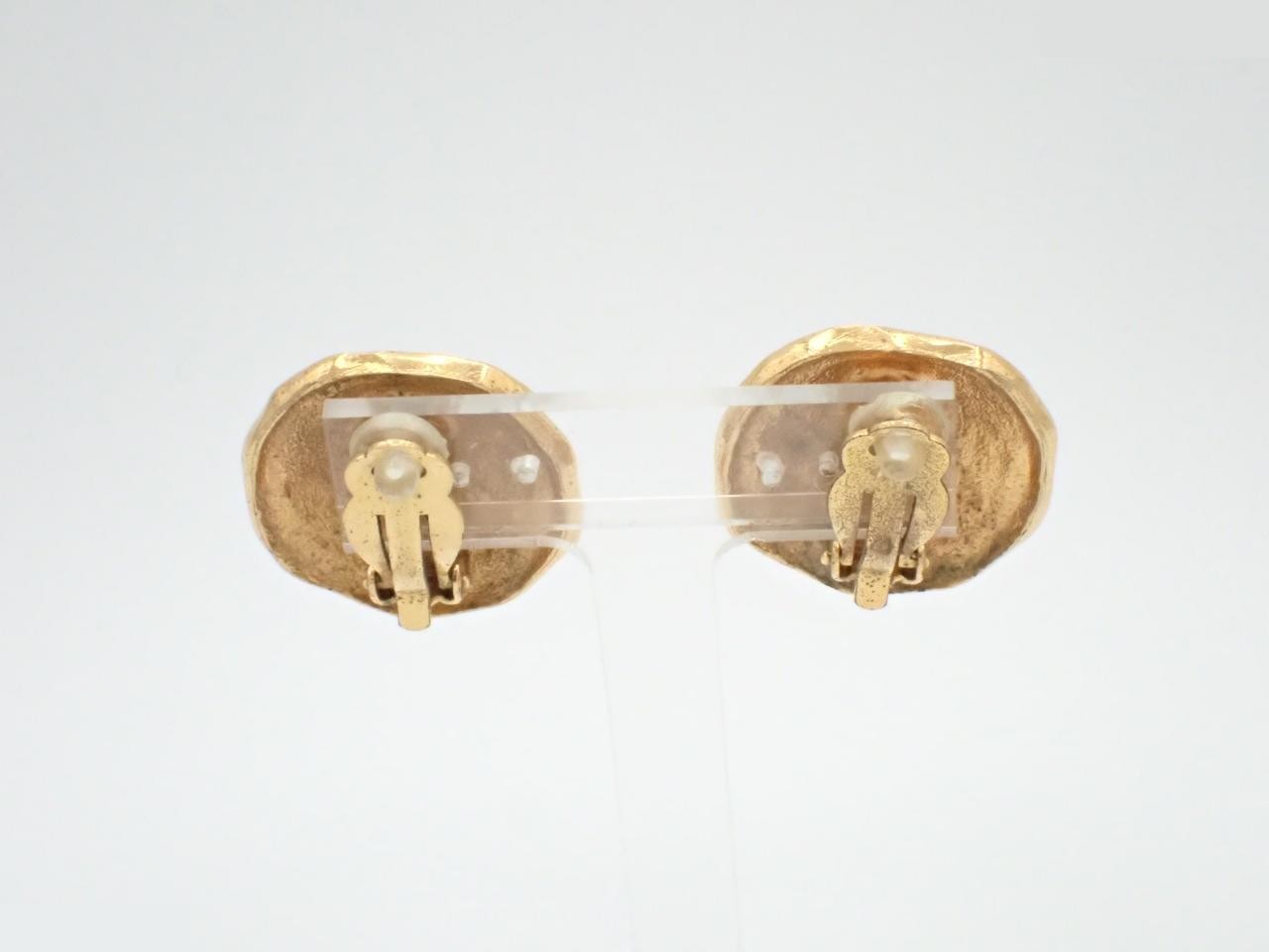Earrings, with comments, 2, 3 — view 2