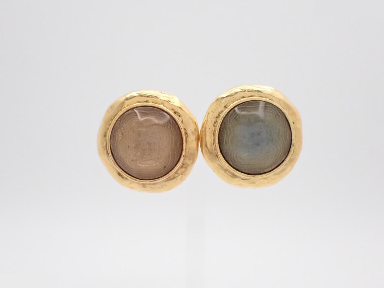 Other lines: Precious metals and earrings