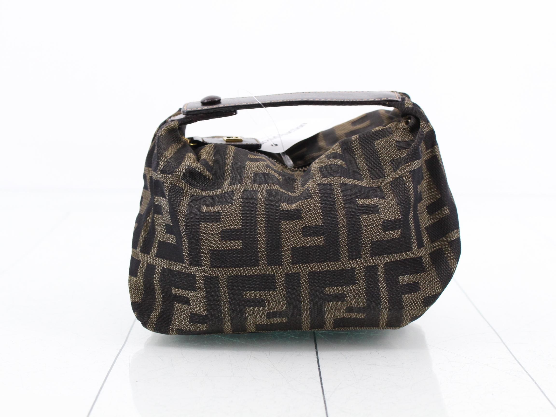 Zucca (bags) and pouches