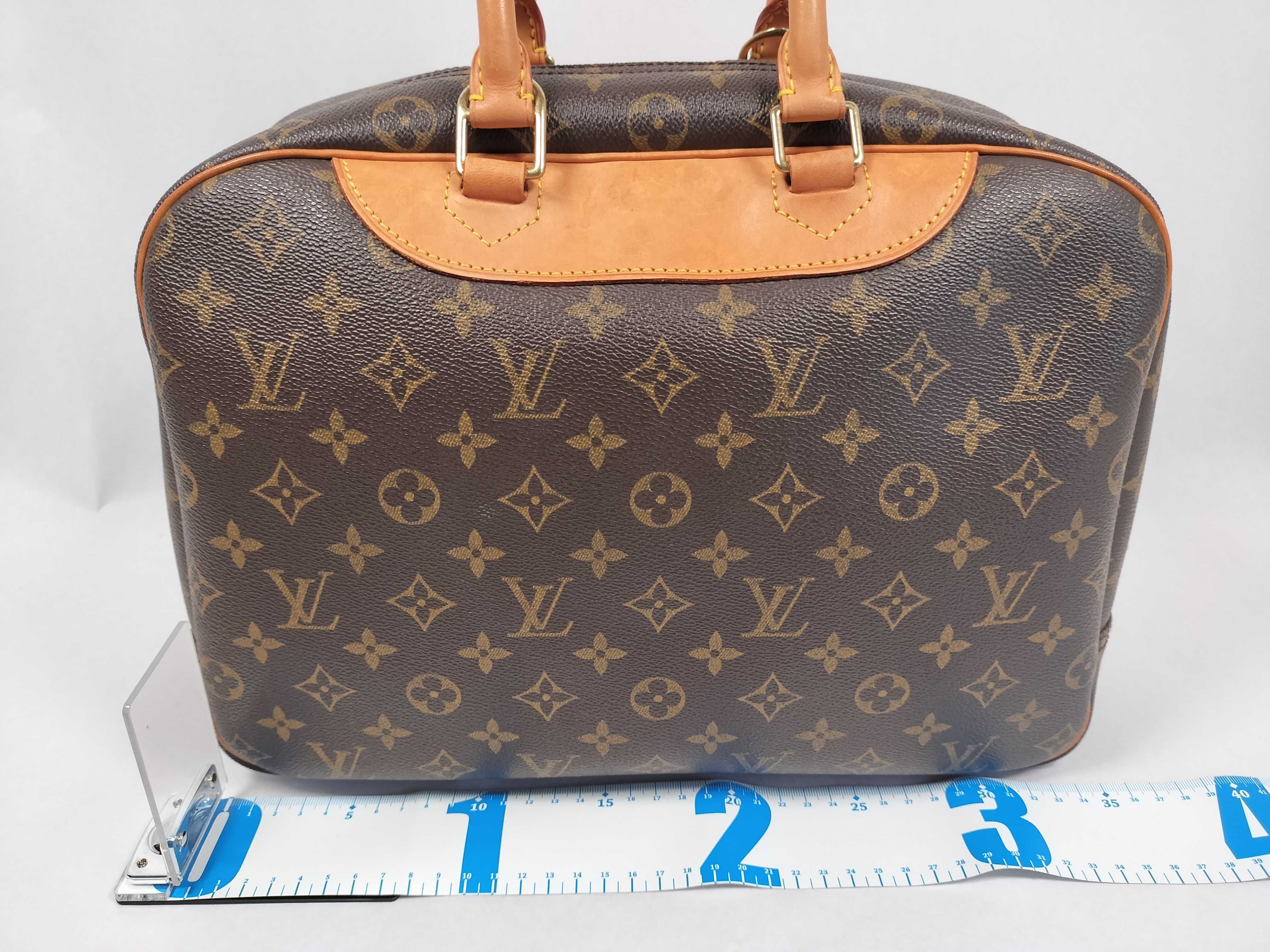 Monogram Louis Vuitton Handbag Monogram Deauville M47270 Handbag — view 2