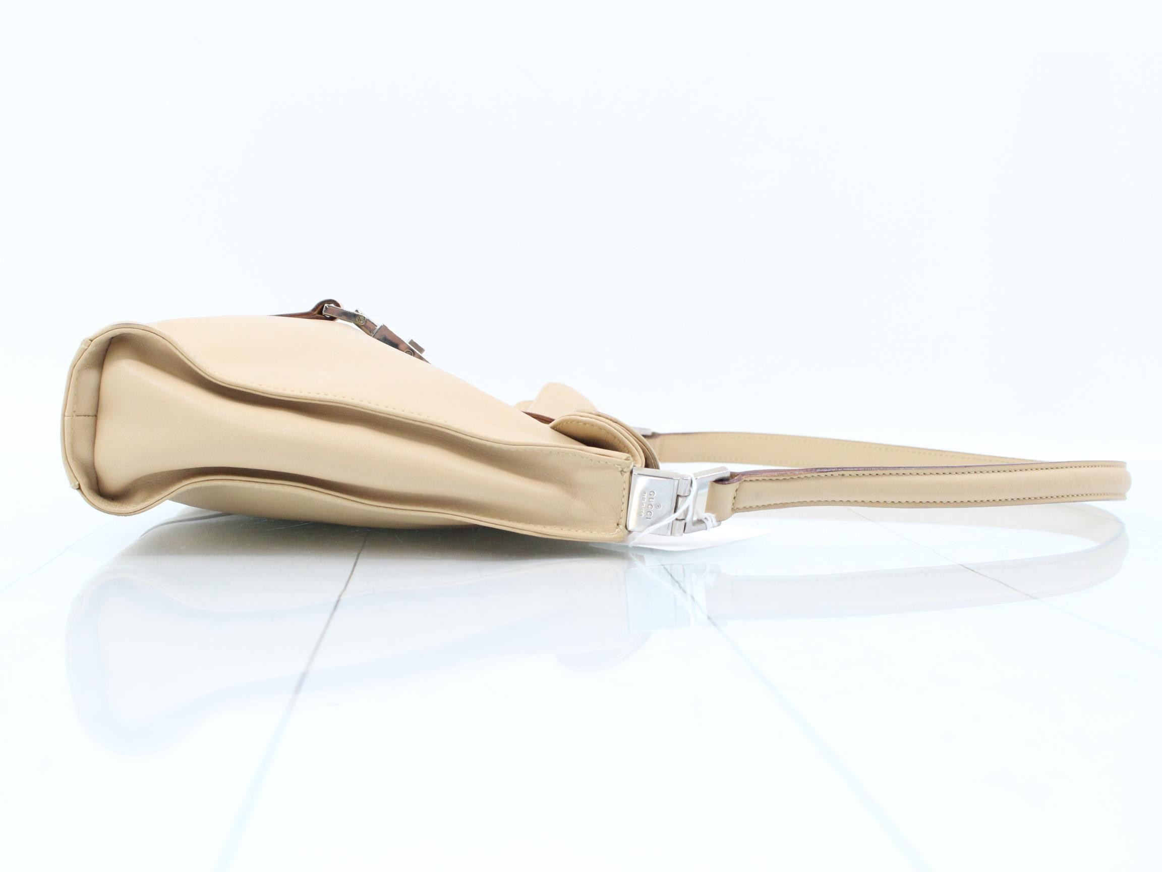 handbag — view 3