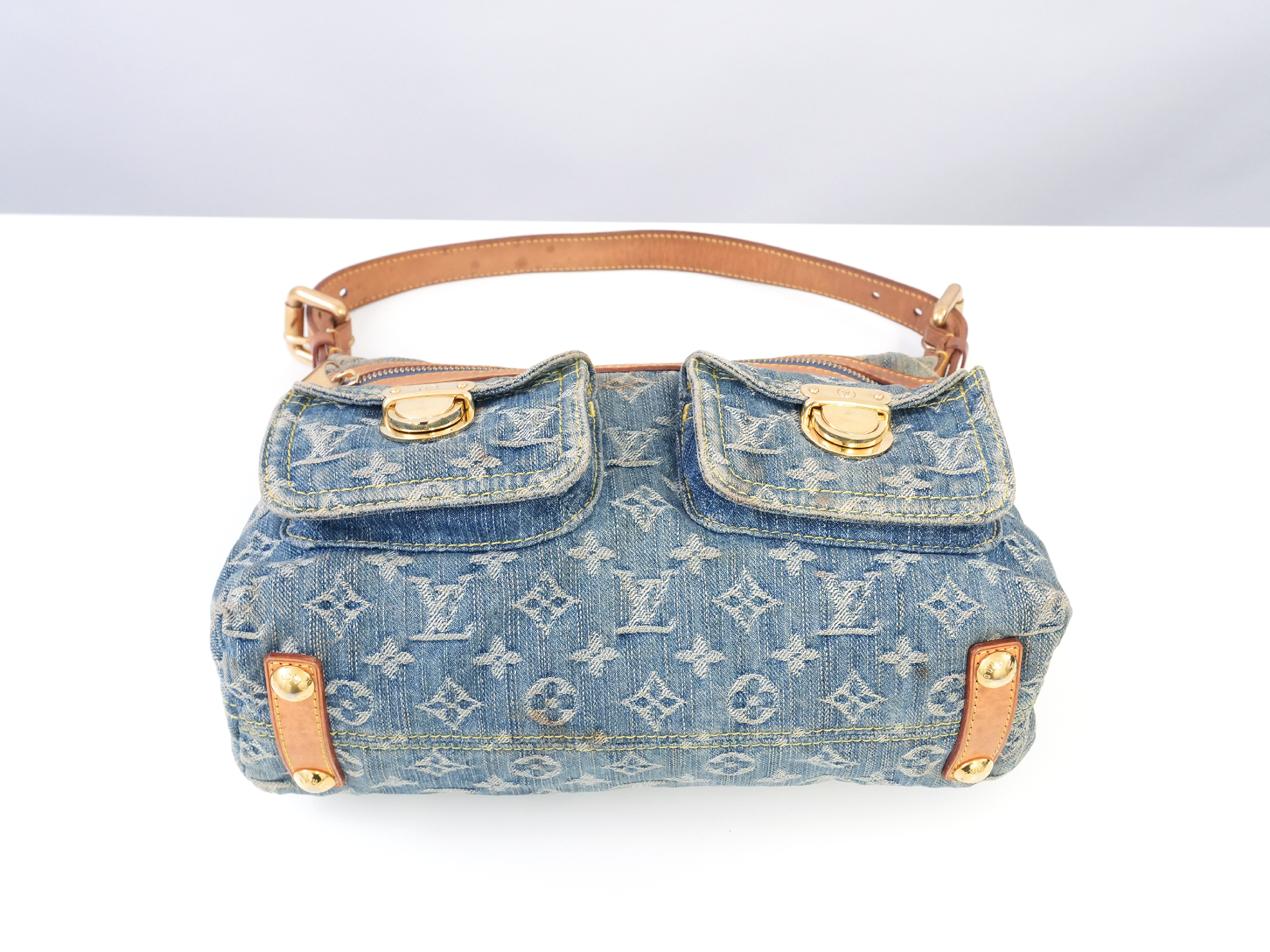 Monogram Denim Baggy PM M95049 Shoulder Bag — view 15