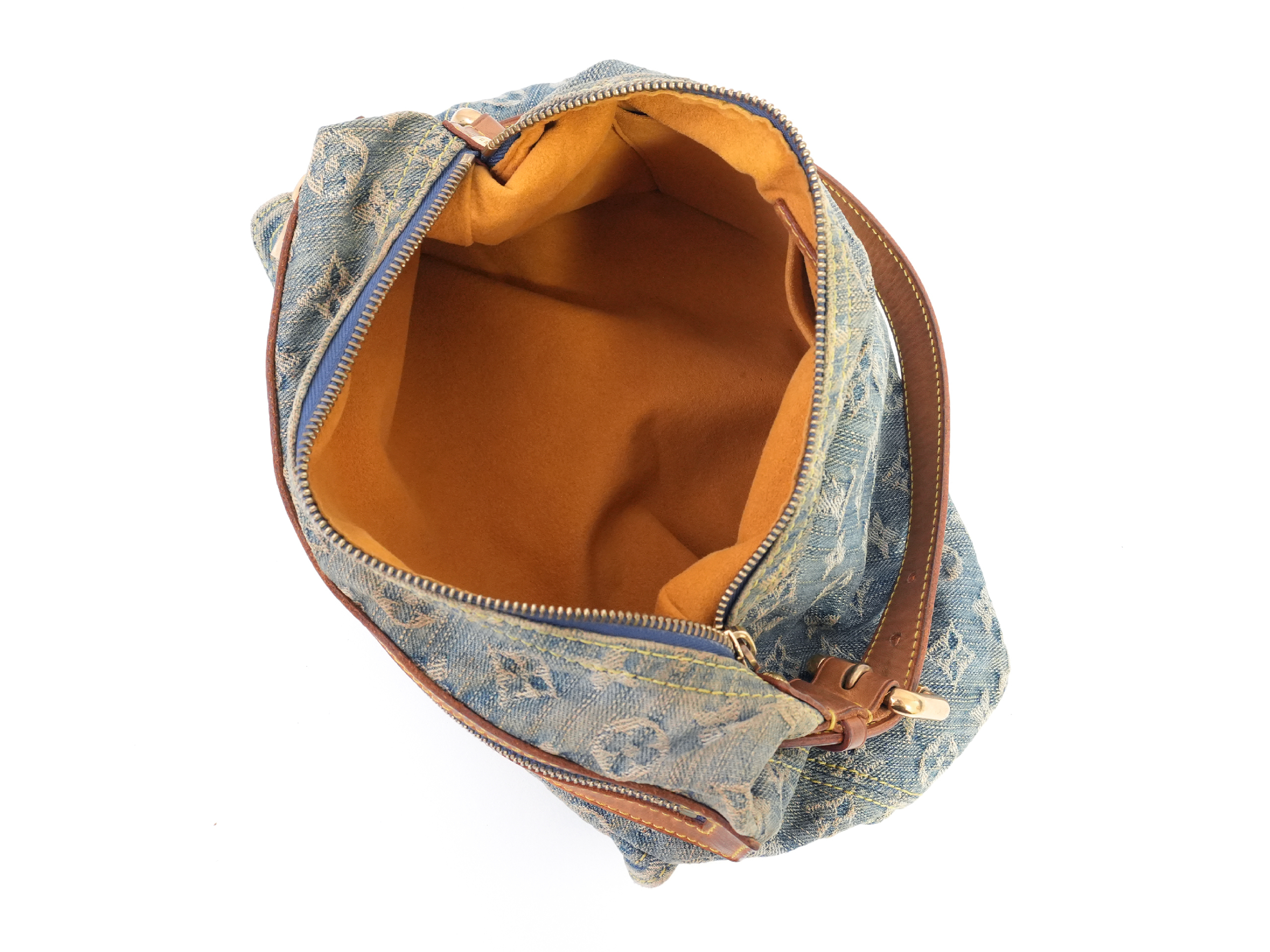 Monogram Denim Baggy PM M95049 Shoulder Bag — view 4