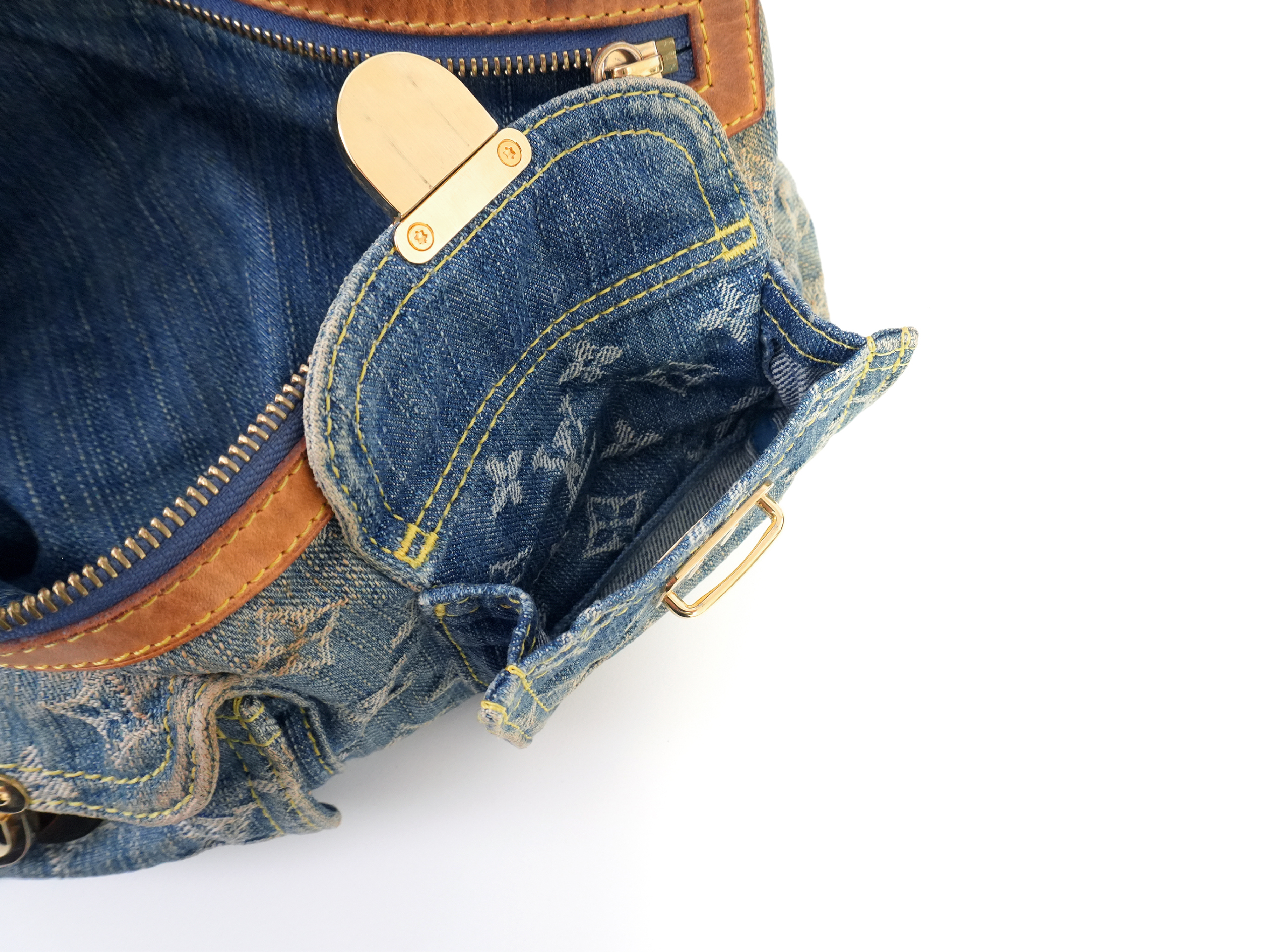 Monogram Denim Baggy PM M95049 Shoulder Bag — view 8