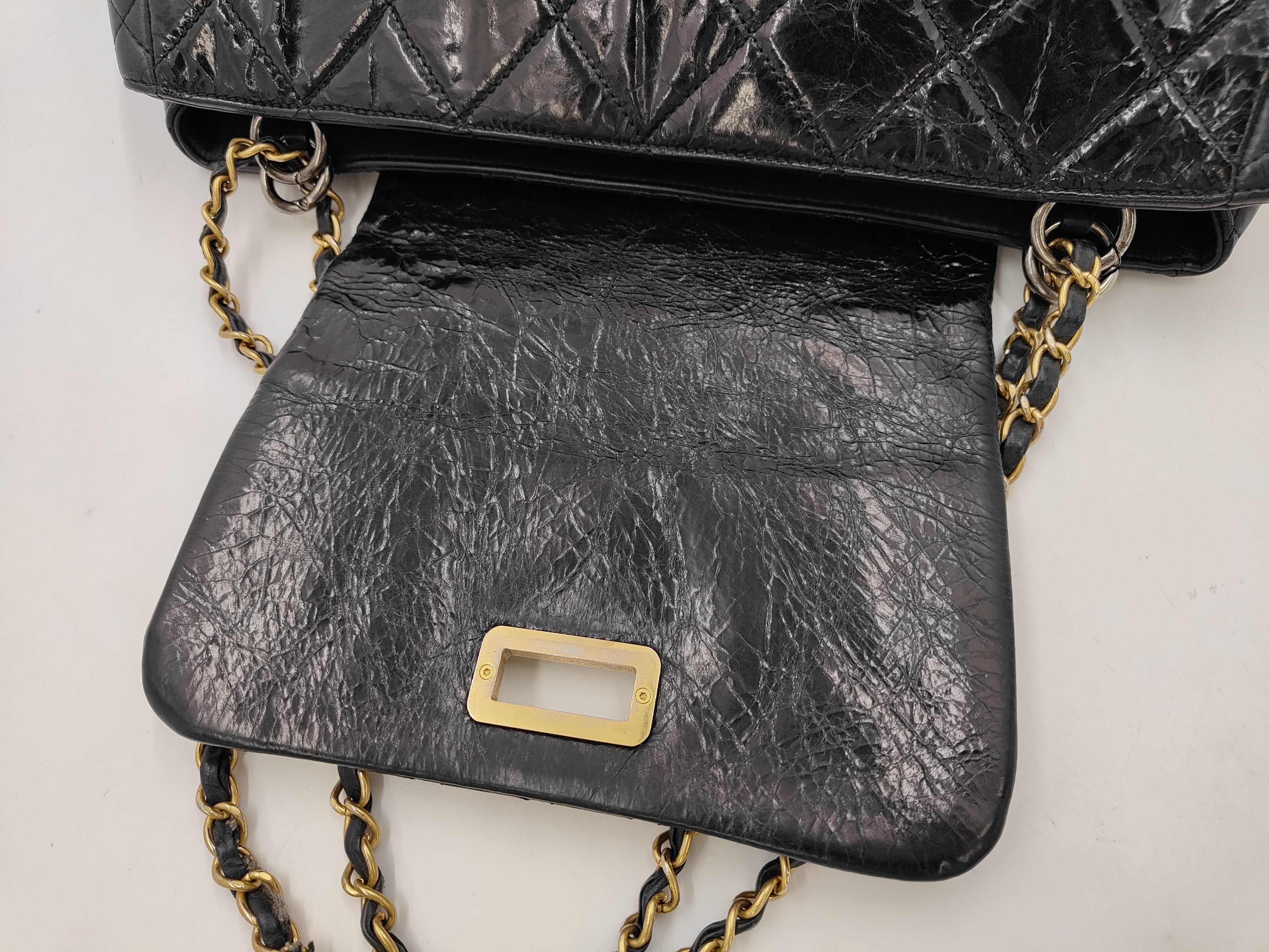 2.55 Patent Black Shoulder Bag — view 8