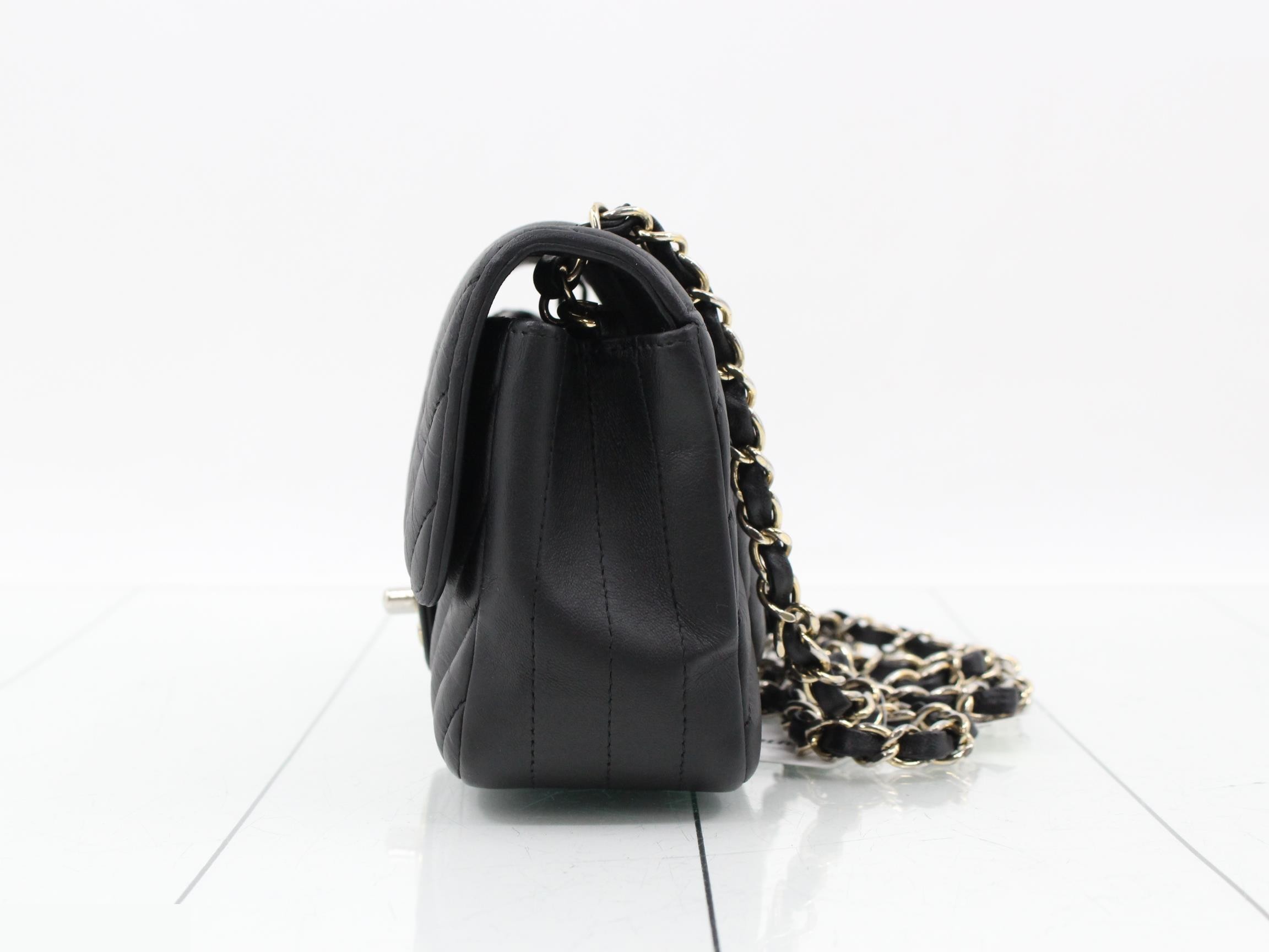 Shoulder bag — view 3