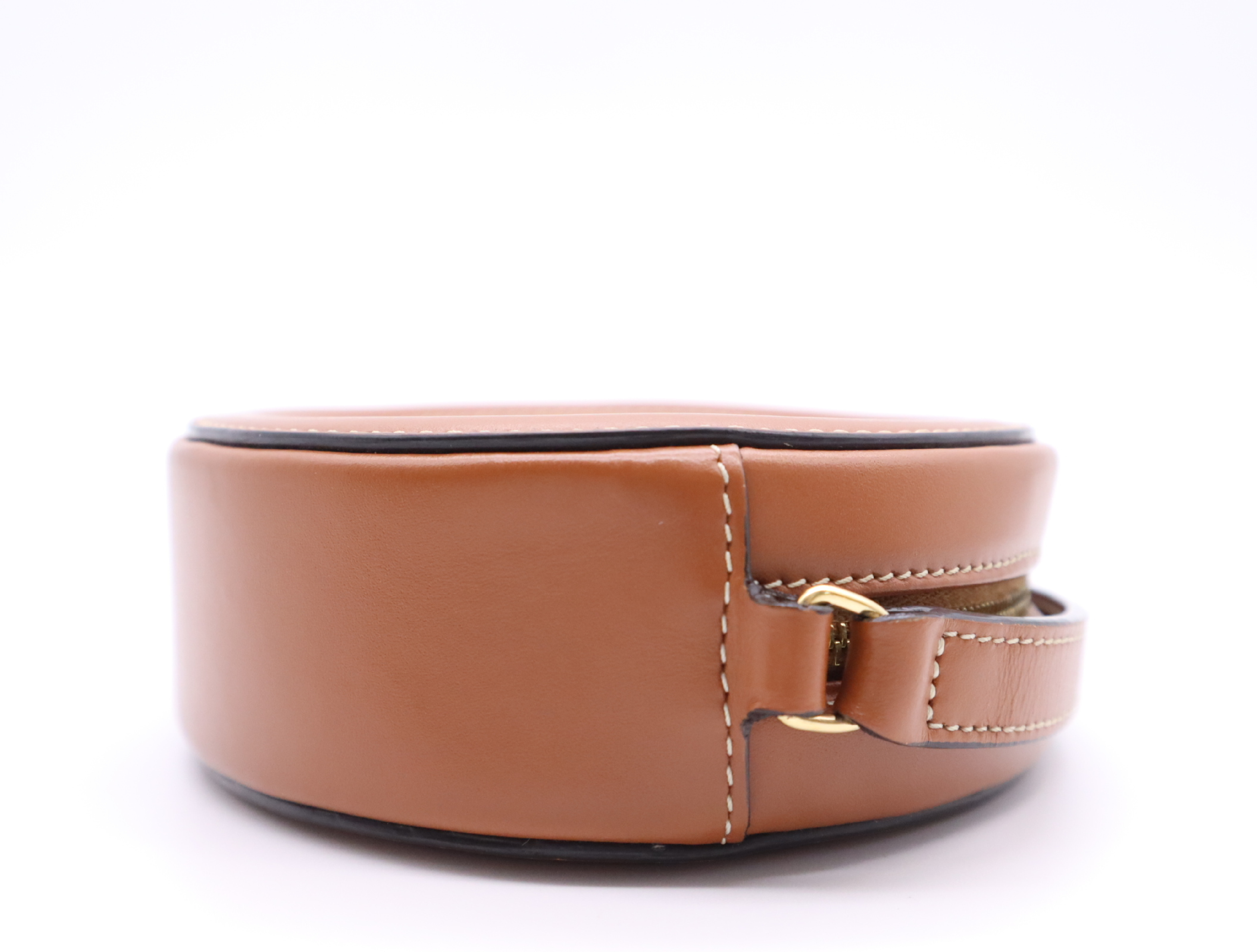 Calf Triomphe Oval Purse Cuir Brown Gold Hardware Shoulder Bag — view 5