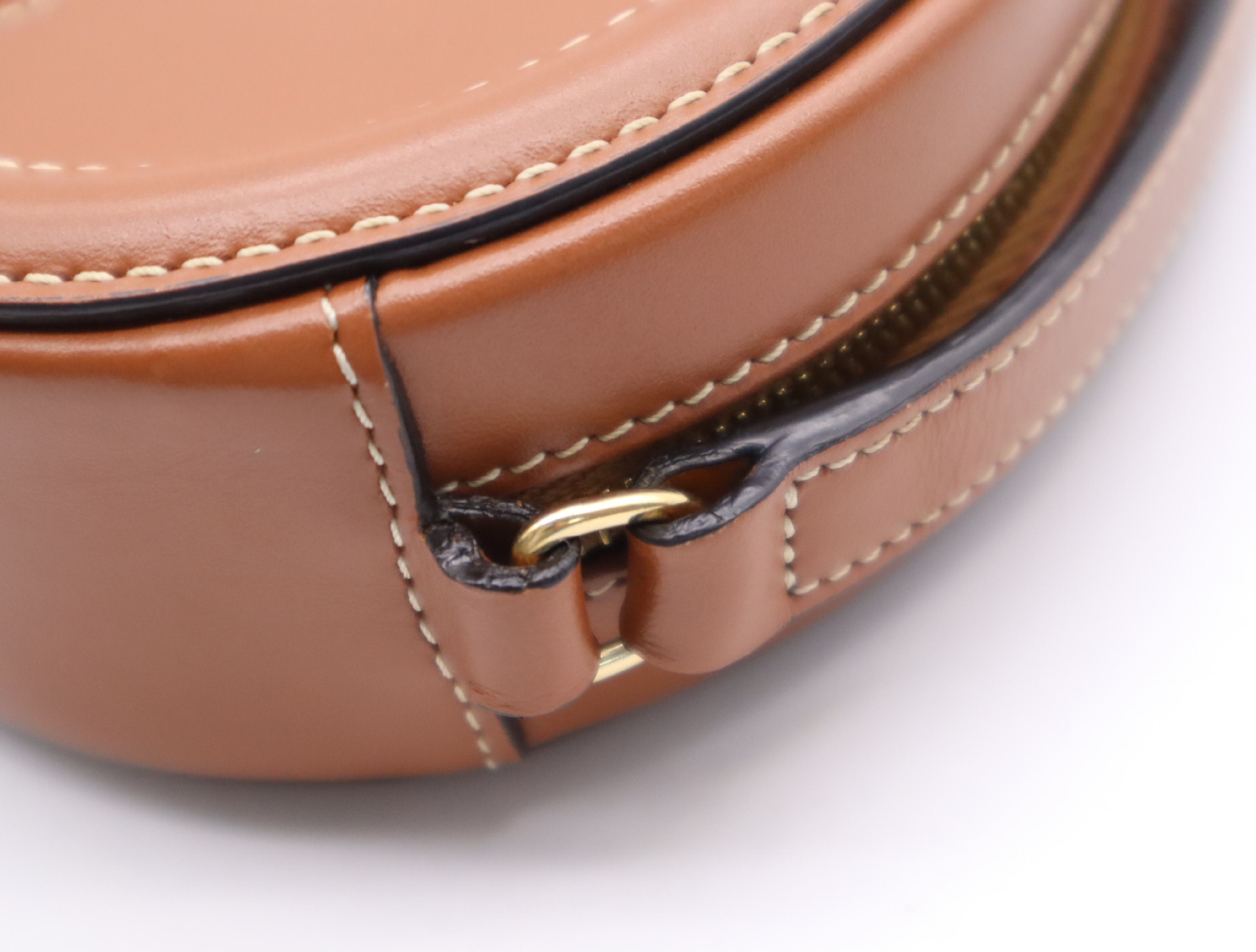Calf Triomphe Oval Purse Cuir Brown Gold Hardware Shoulder Bag — view 8