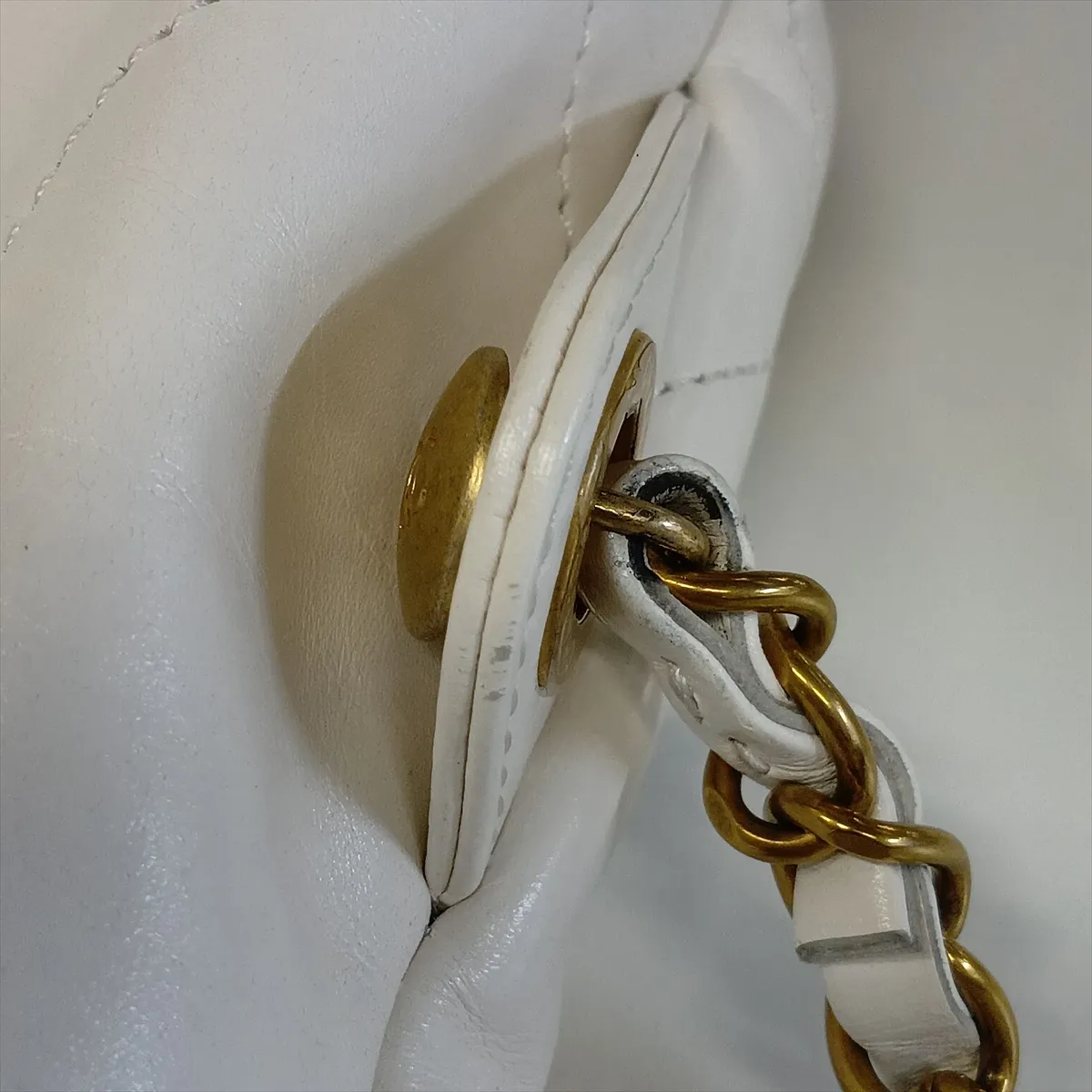 22 Backpack Shiny Calfskin Chain Backpack White Gold Hardware XTKAKLE5 Random Plate — view 13