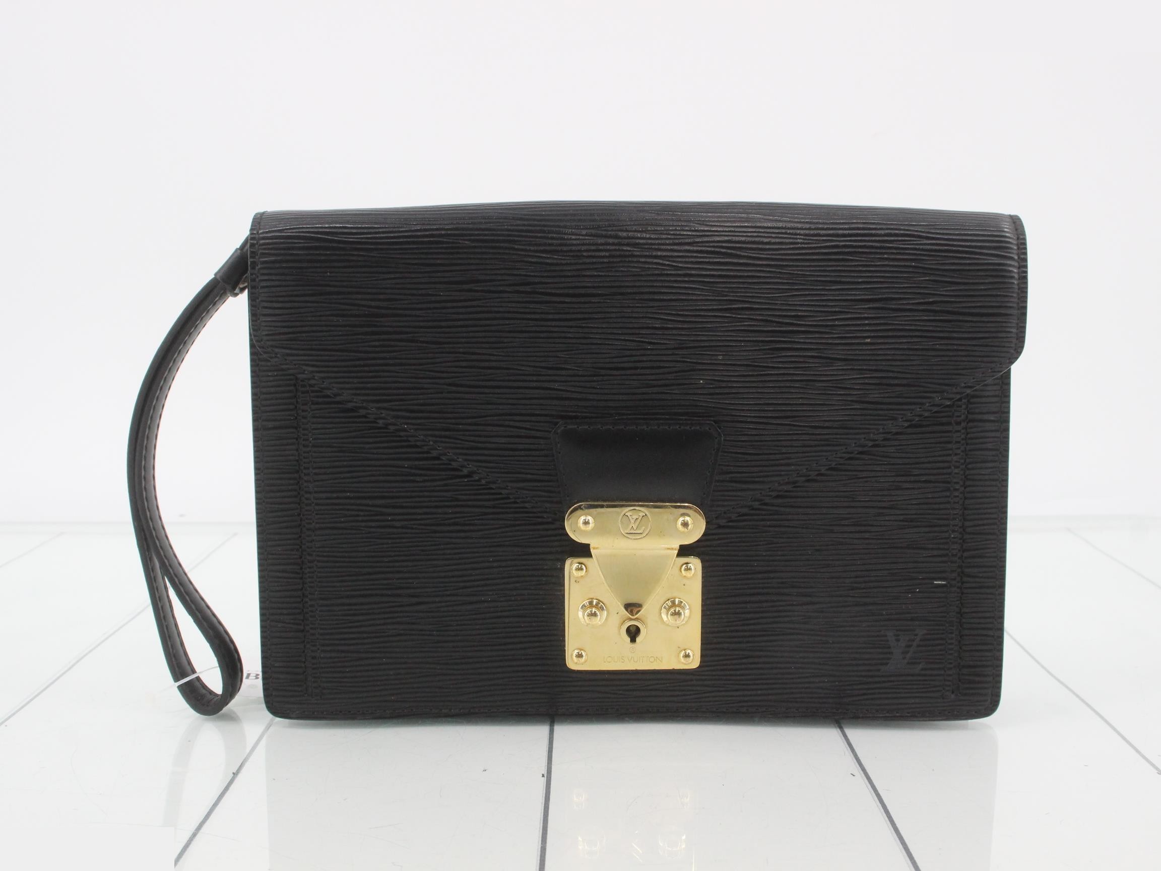 M52612 Serie Dragonne Noir