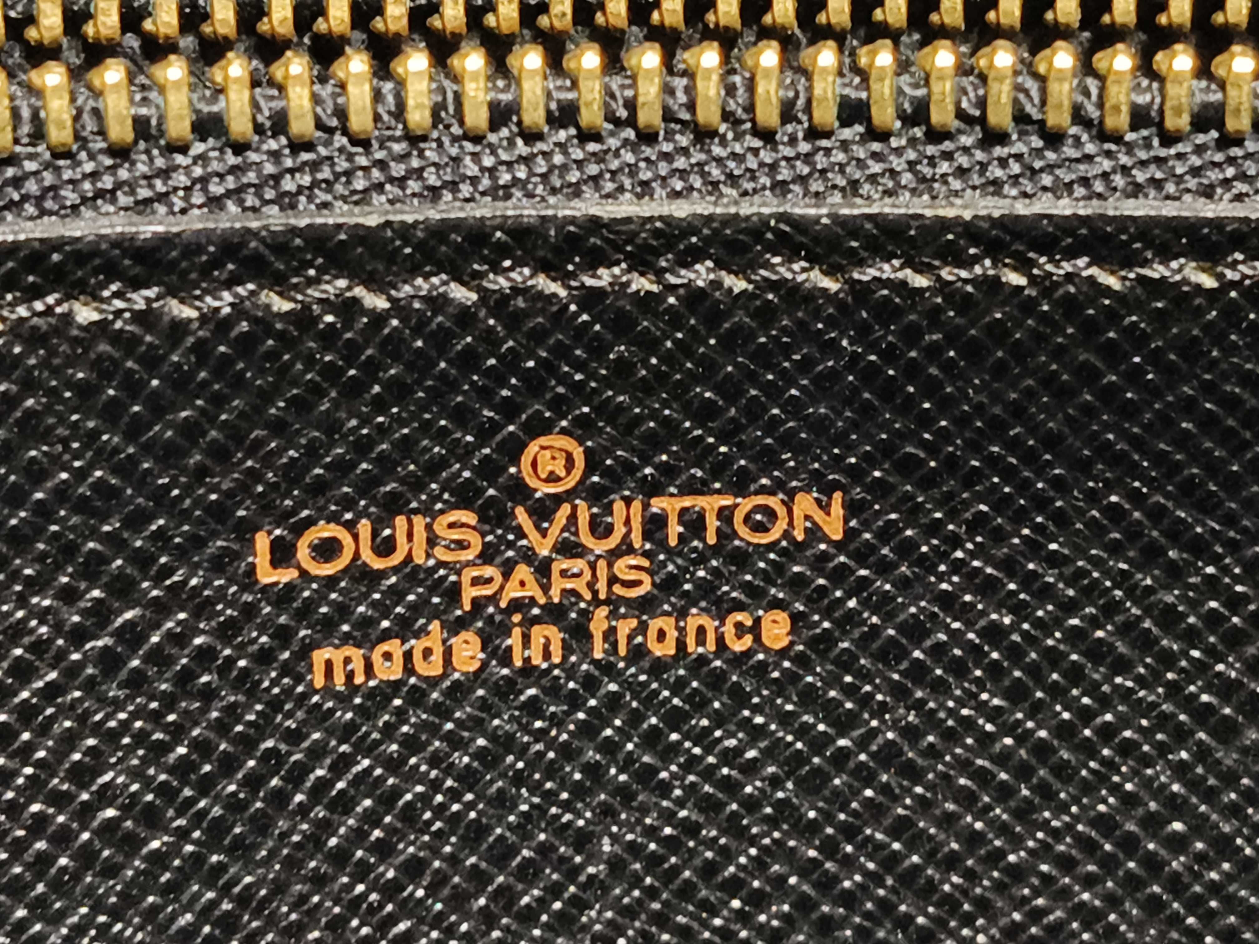 Epi Louis Vuitton LV Art Deco Epi Noir Second Bag — view 9