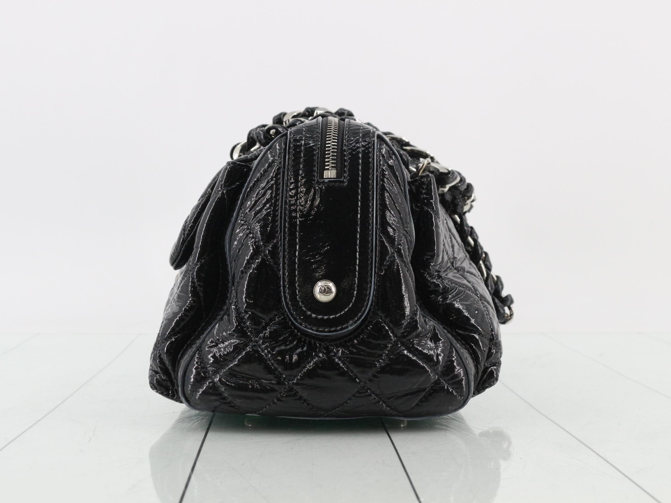 handbag — view 3