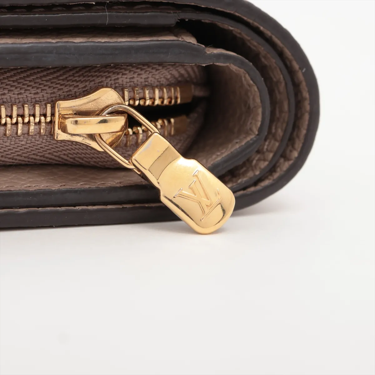 Bicolor Monogram Empreinte Portefeuille Claire M82370 Tourtrell Compact Wallet (RFID detected) — view 8