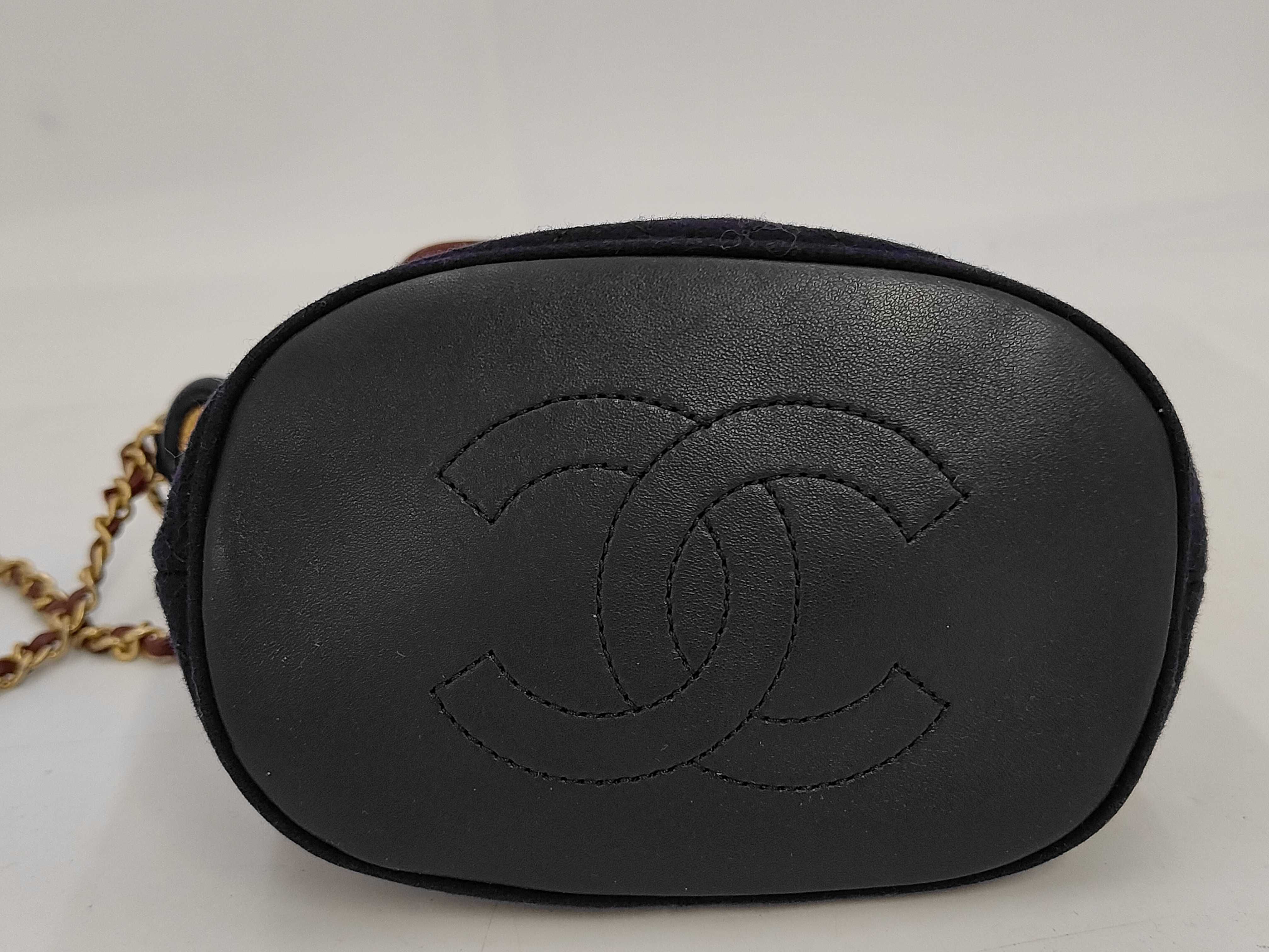 Charm Wool Shoulder Bag — view 4