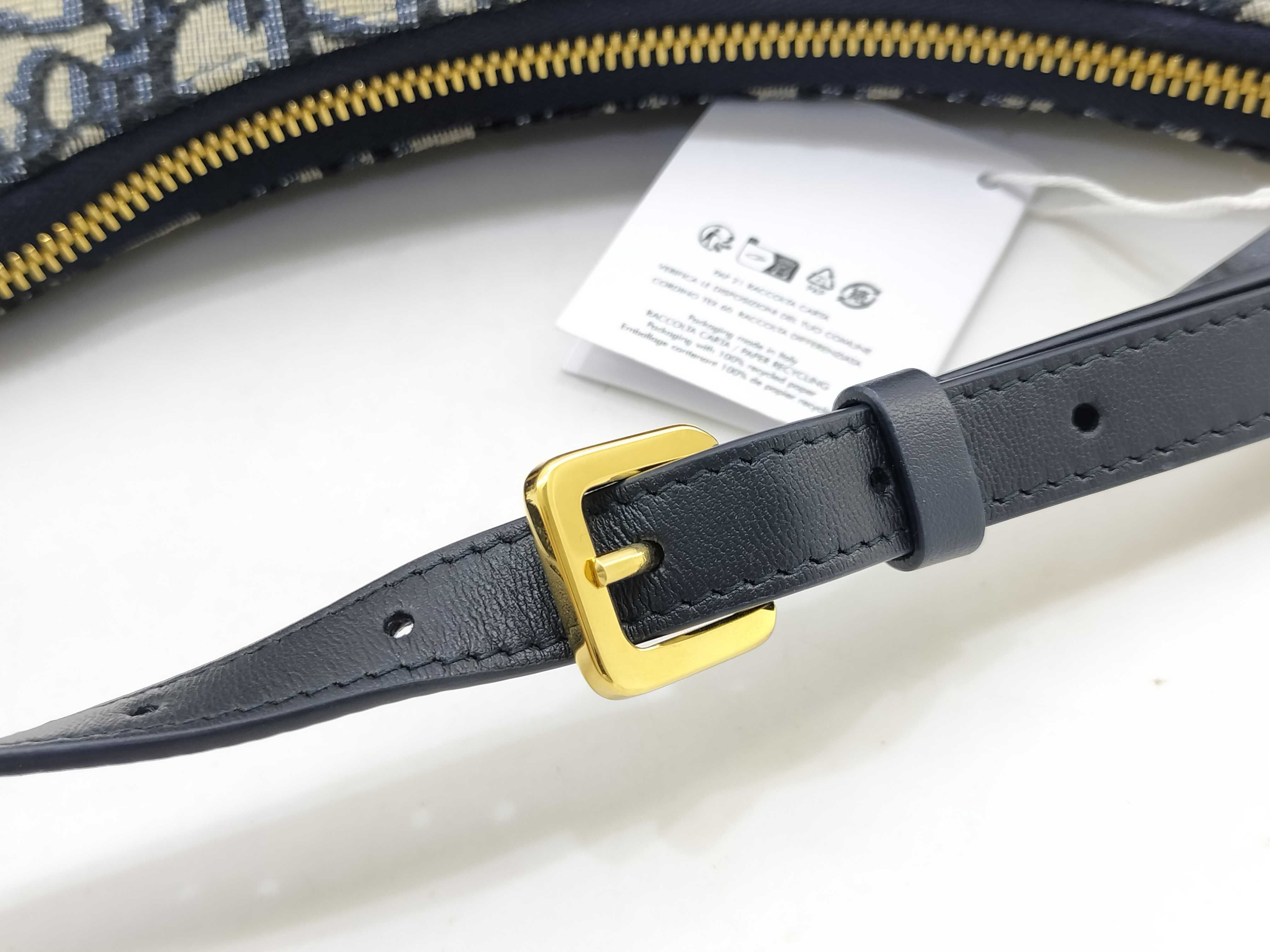Trotter Christian Oblique One Shoulder Pouch — view 8