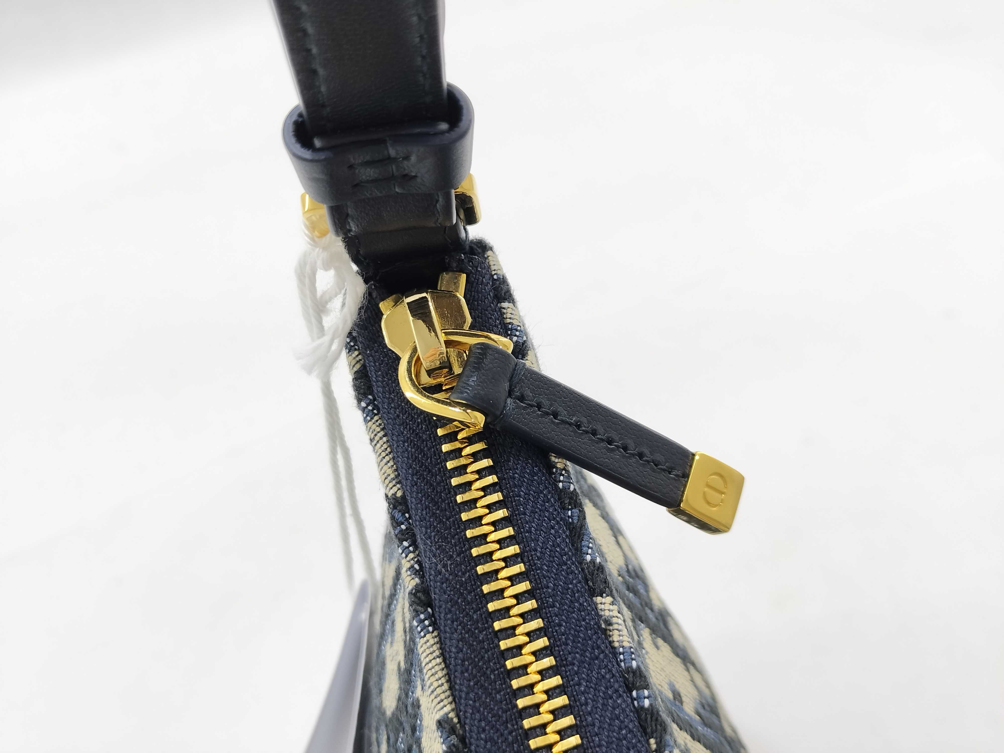 Trotter Christian Oblique One Shoulder Pouch — view 10