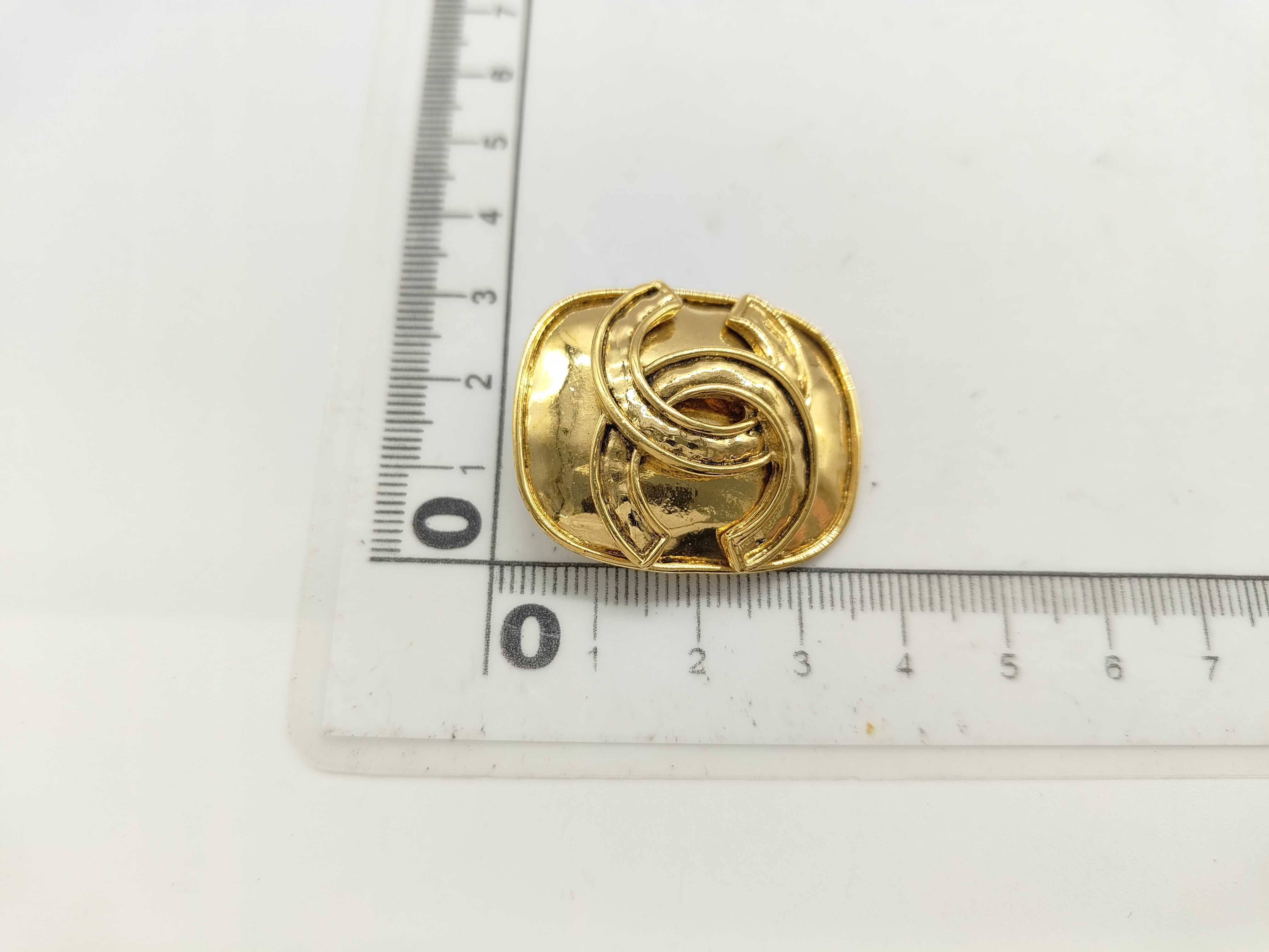Brooch with Box, Plate Brooch — view 5