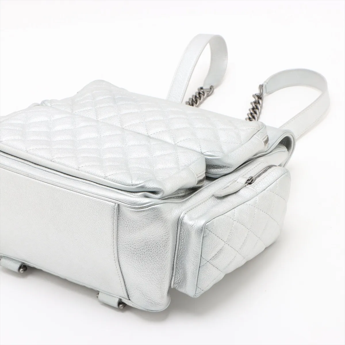 Matelasse Leather Chain Backpack Silver Gunmetal Metal Fittings 22288328 22nd Series — view 3
