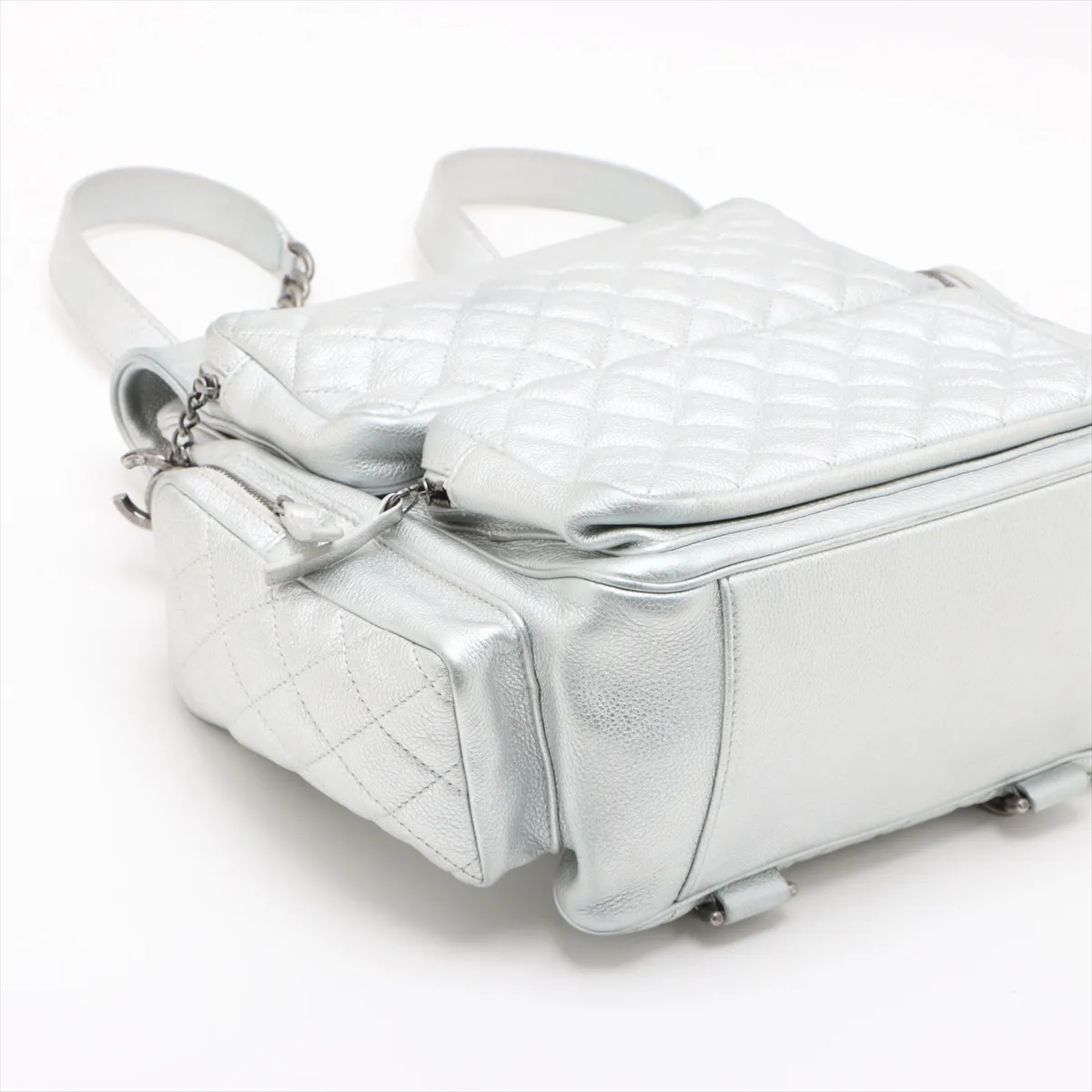 Matelasse Leather Chain Backpack Silver Gunmetal Metal Fittings 22288328 22nd Series — view 4