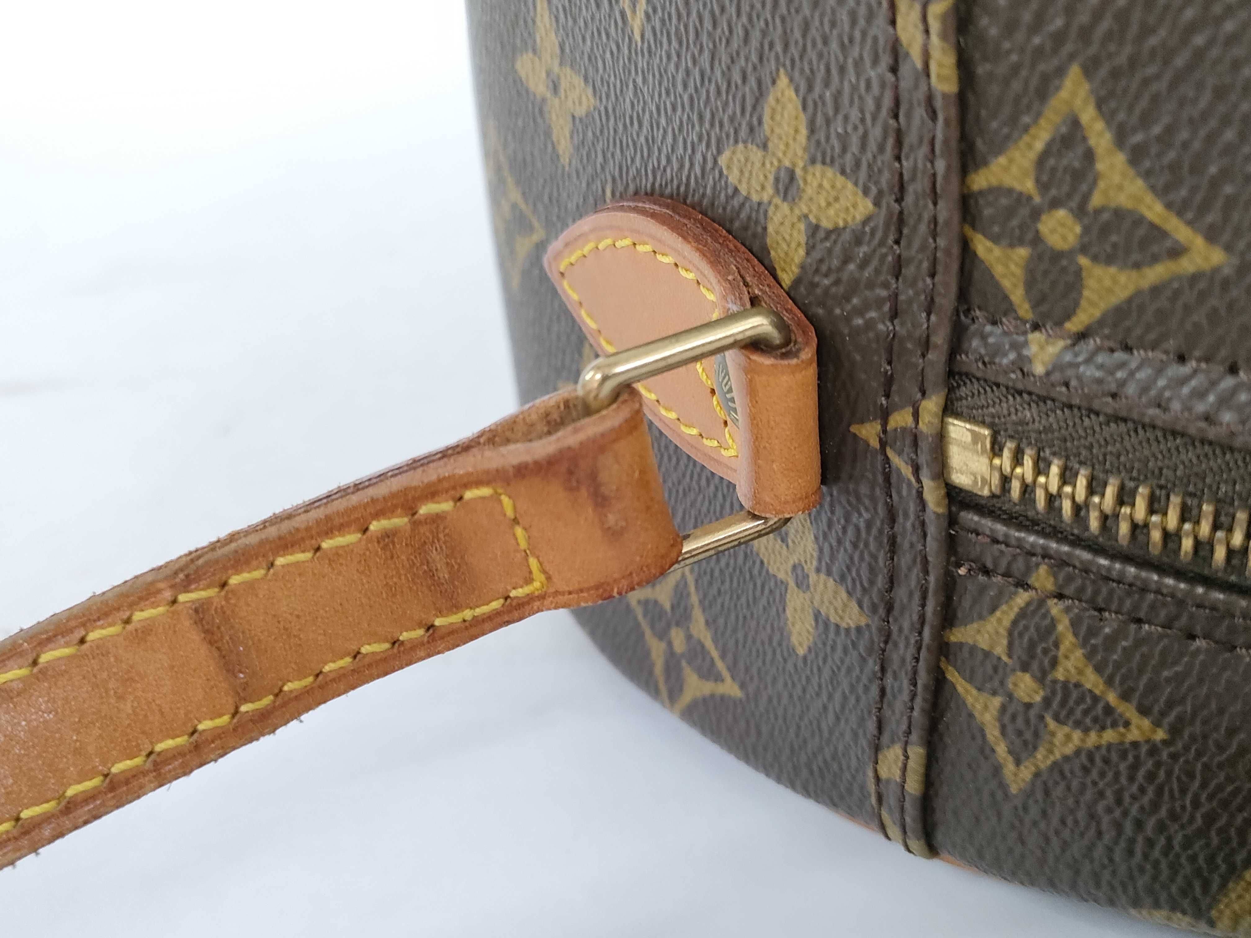 Monogram Louis Vuitton Monogram M51221 Blois Shoulder Bag (VO8163) Shoulder Bag — view 5