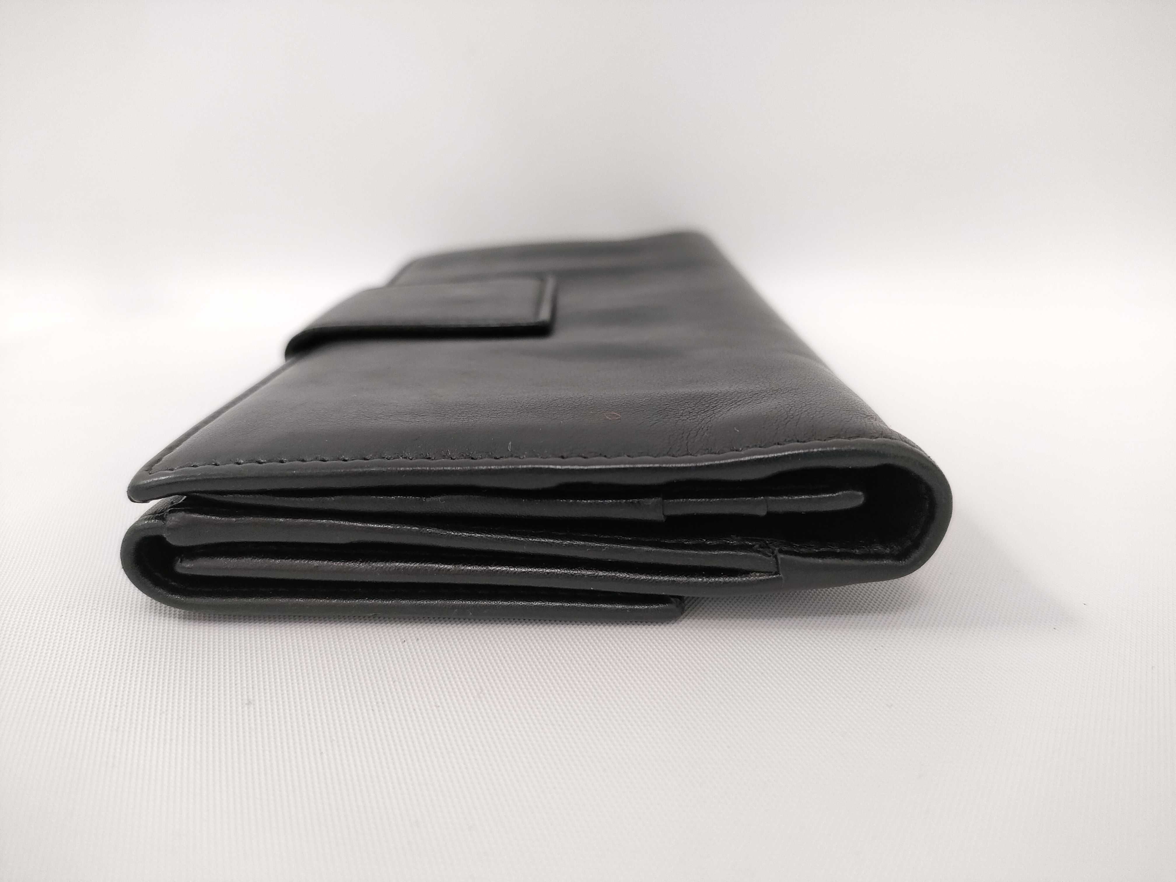 Wallet — view 4