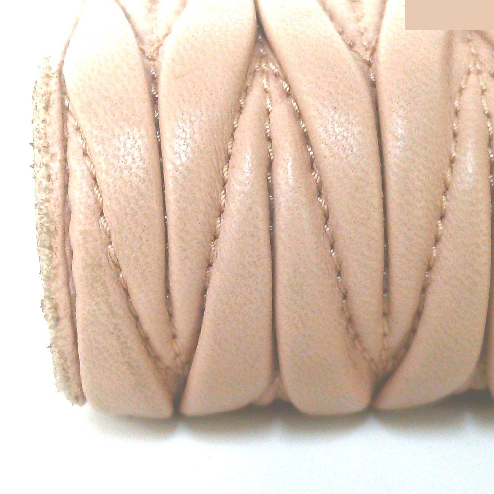 Other lines: Bags and Wallets — view 11