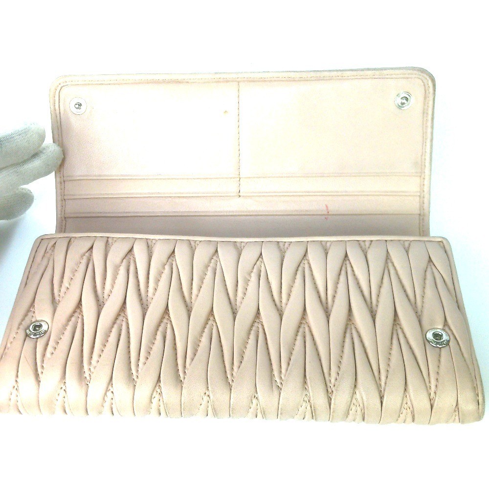 Other lines: Bags and Wallets — view 5