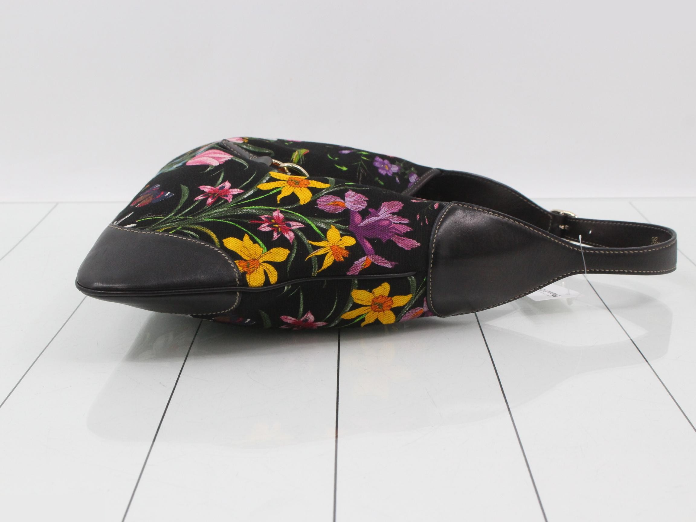 One-shoulder bag — view 3