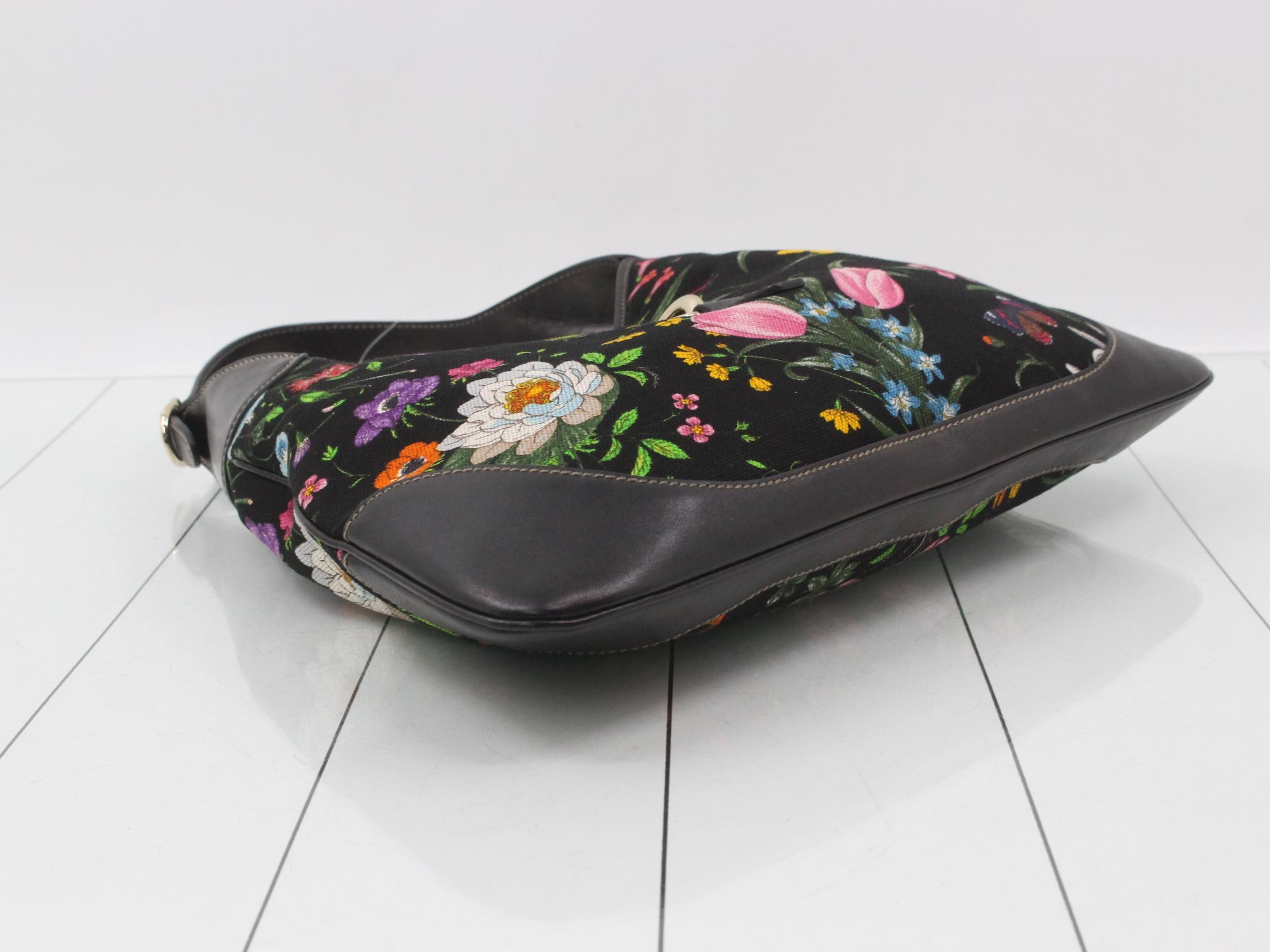 One-shoulder bag — view 5