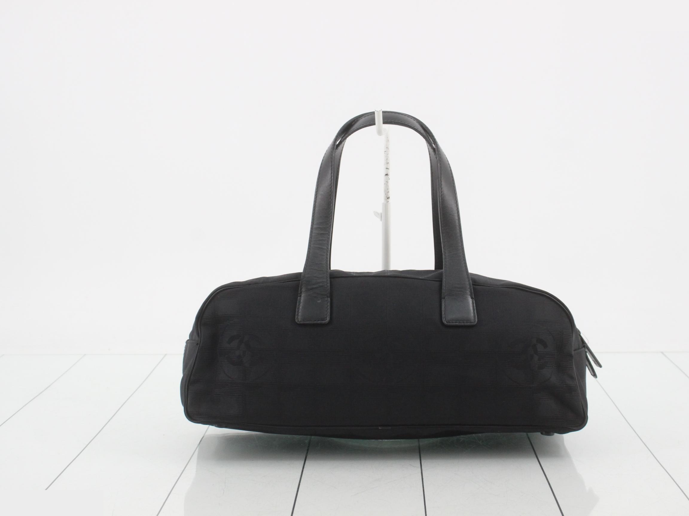 Travel line (bags) / Handbags — view 2