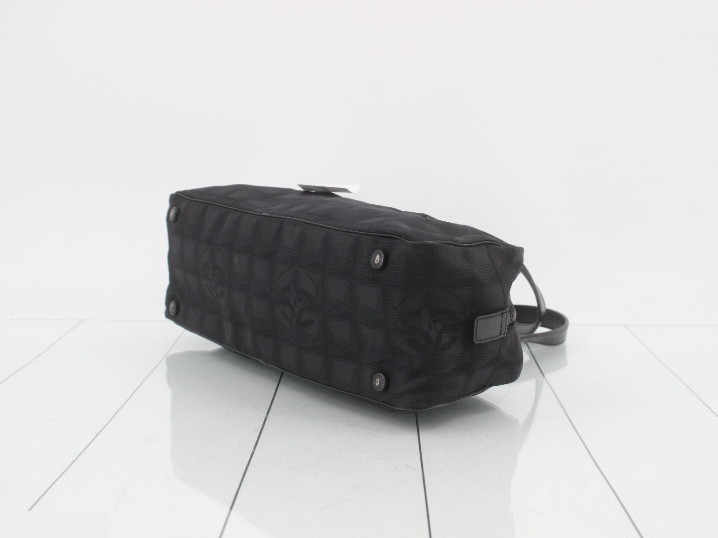 Travel line (bags) / Handbags — view 6