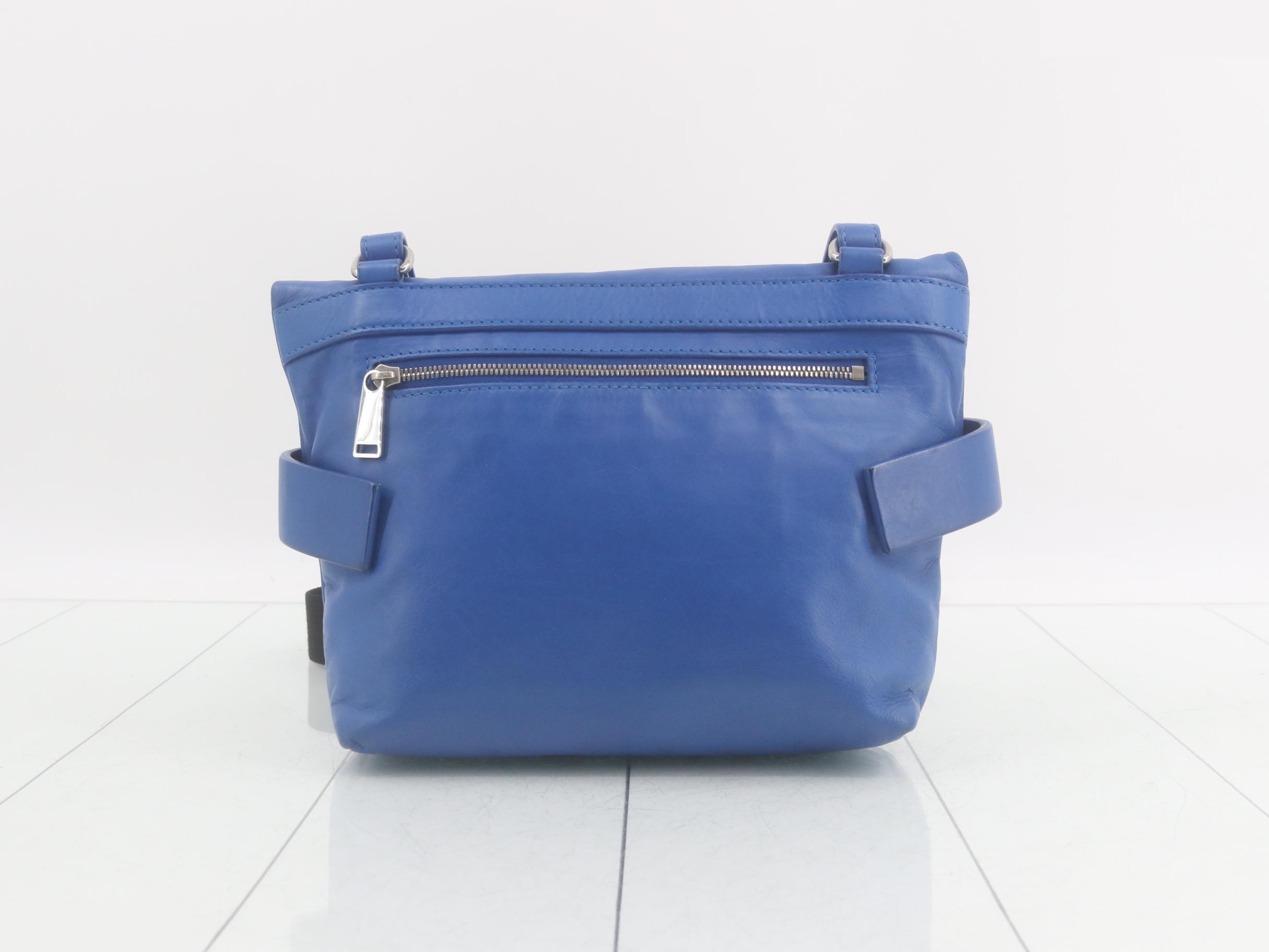 shoulder bag, body bag, crossbody bag, lambskin leather, blue — view 2