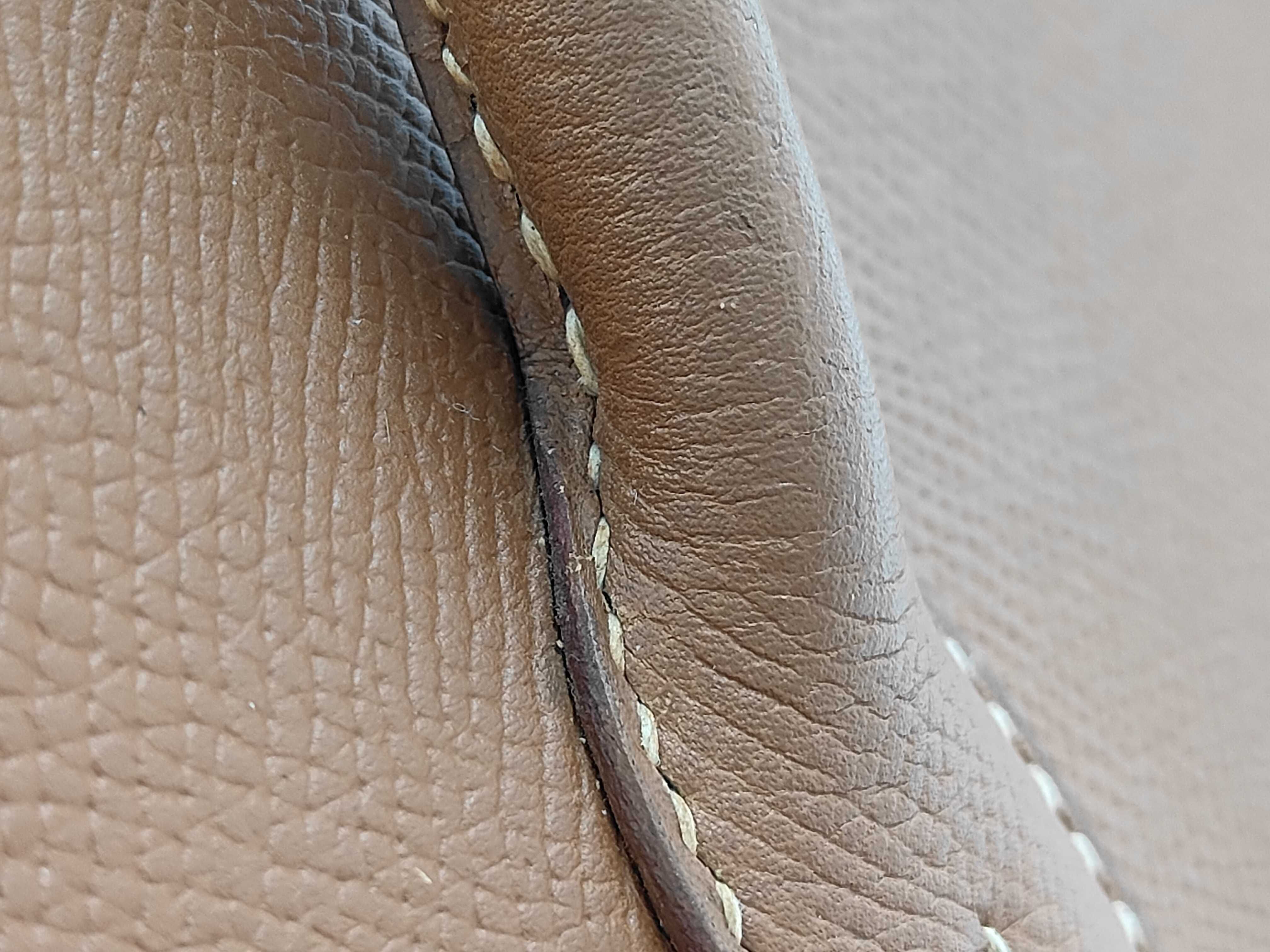 Birkin 40 Courchevel Leather Gold with Gold Hardware ( Z) Handbag — view 3