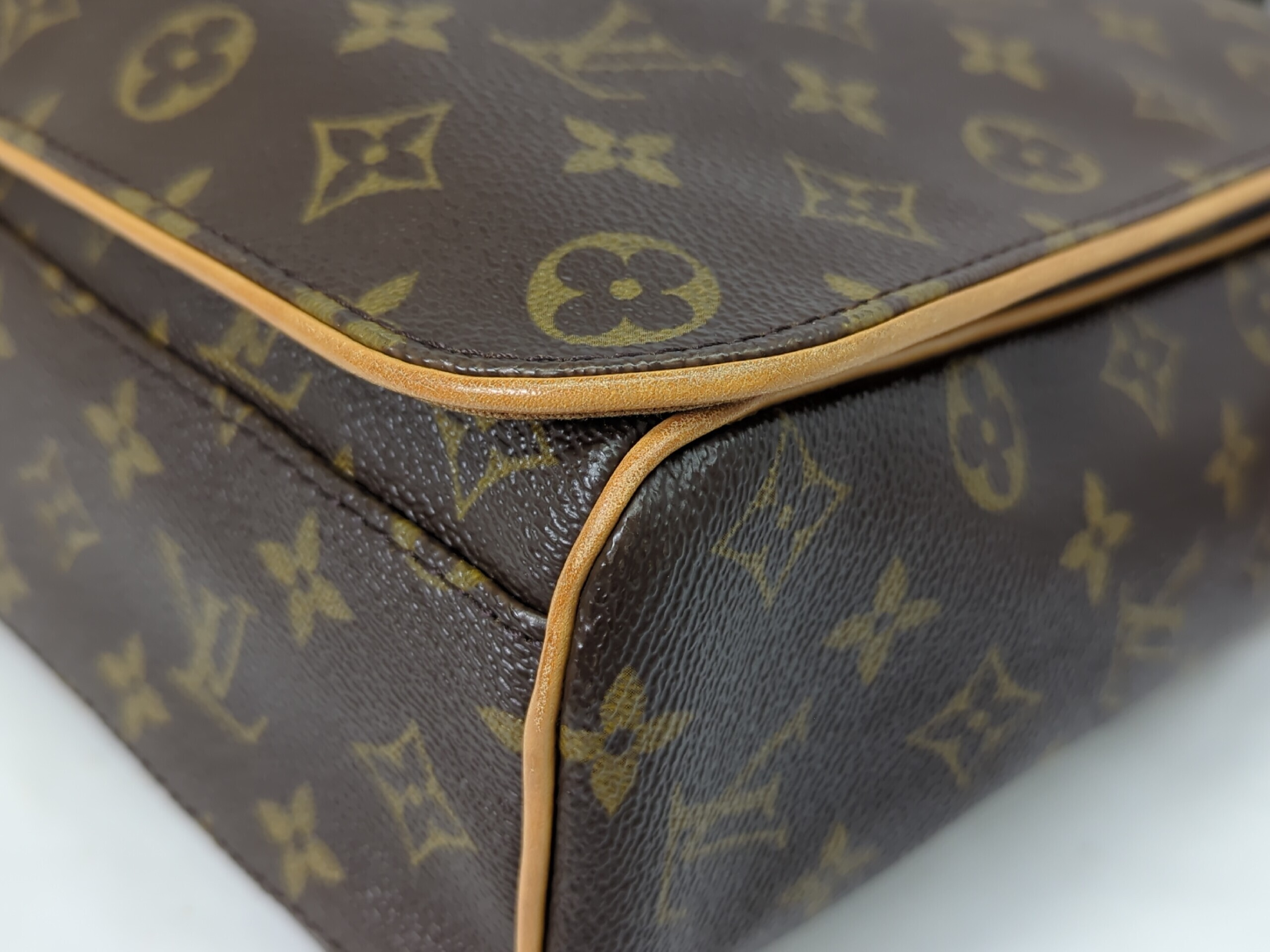 M45257 Monogram Abbesses Shoulder Bag — view 4