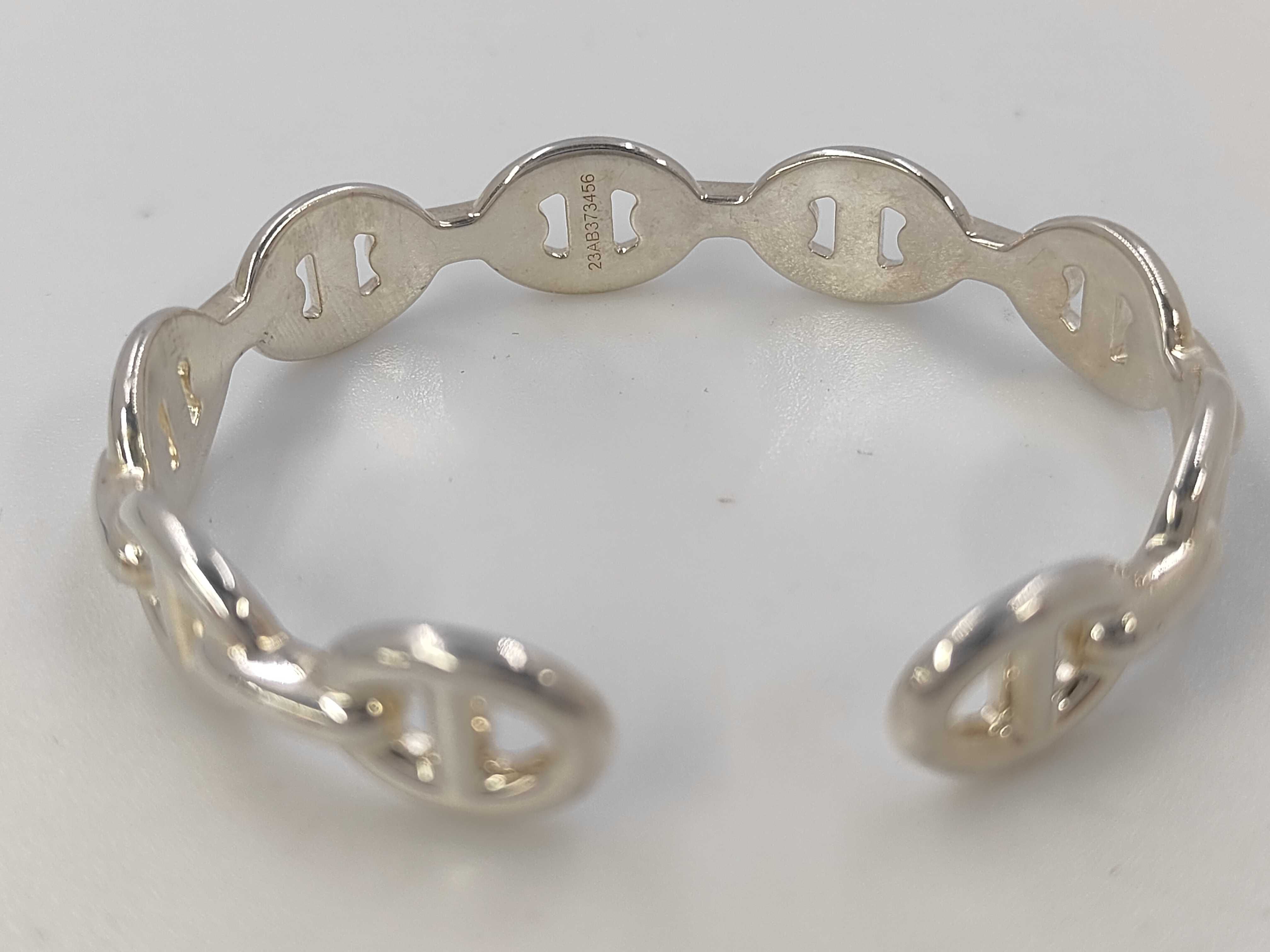 Chaine d'Ancre Enchainée Silver Bangle Bracelet — view 4