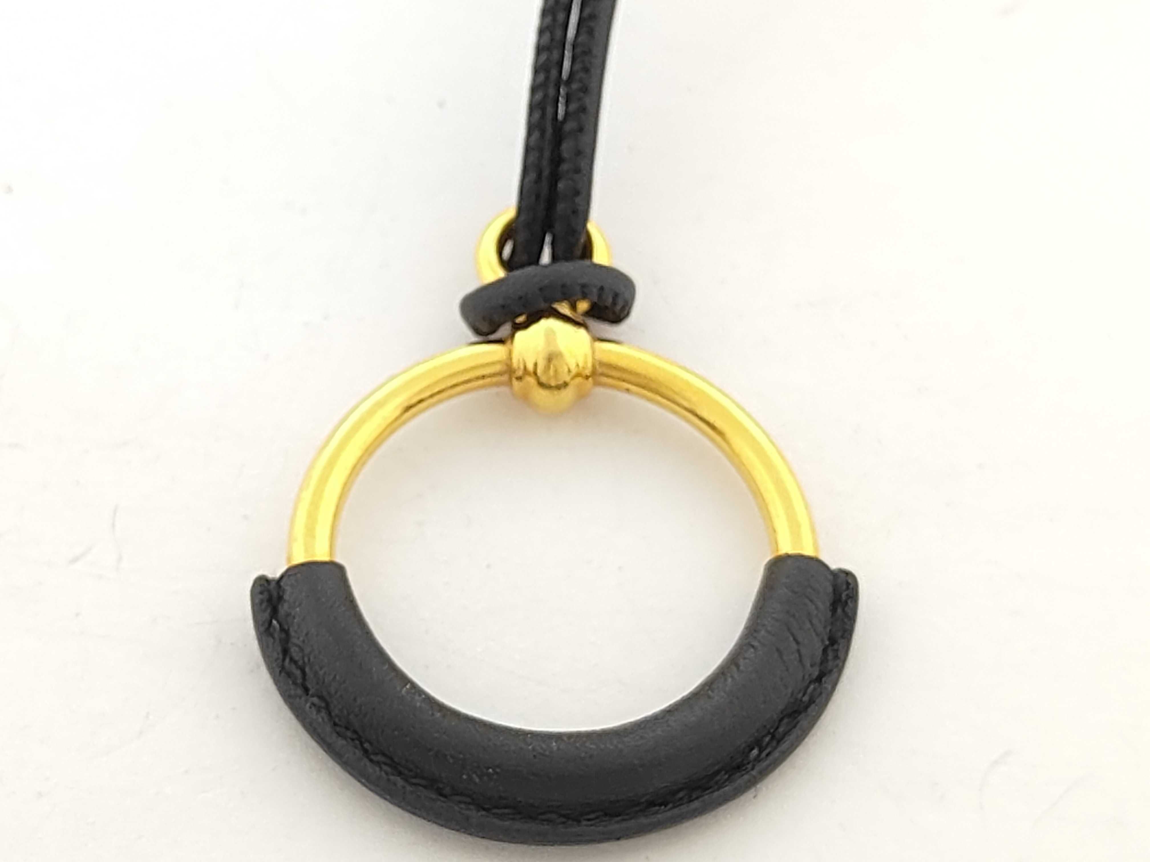 necklace — view 2