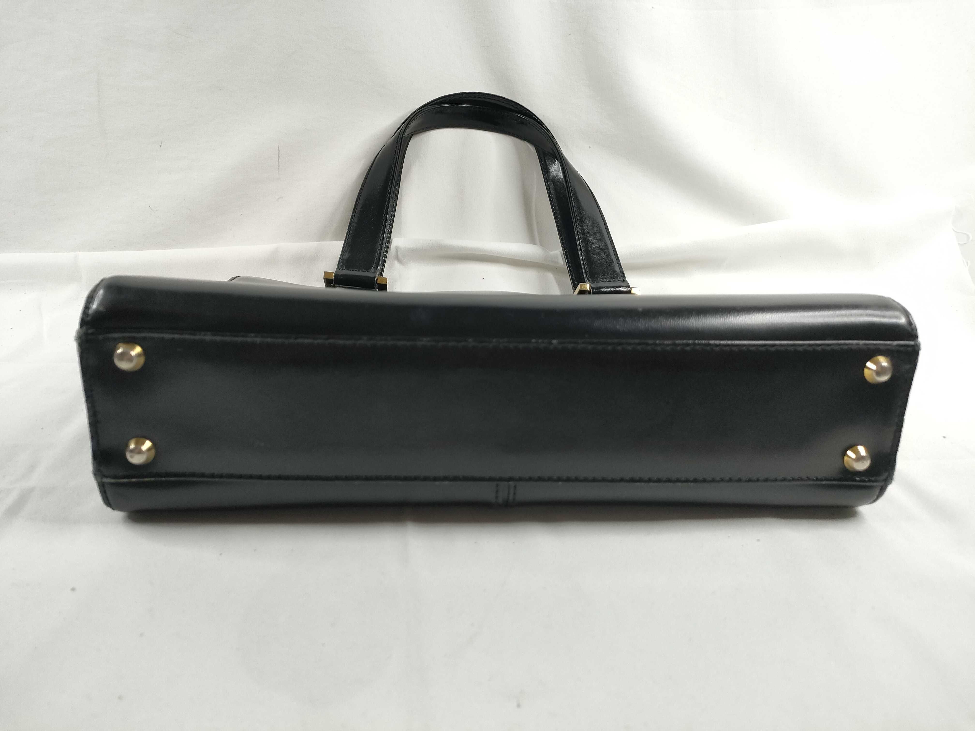 handbag — view 4