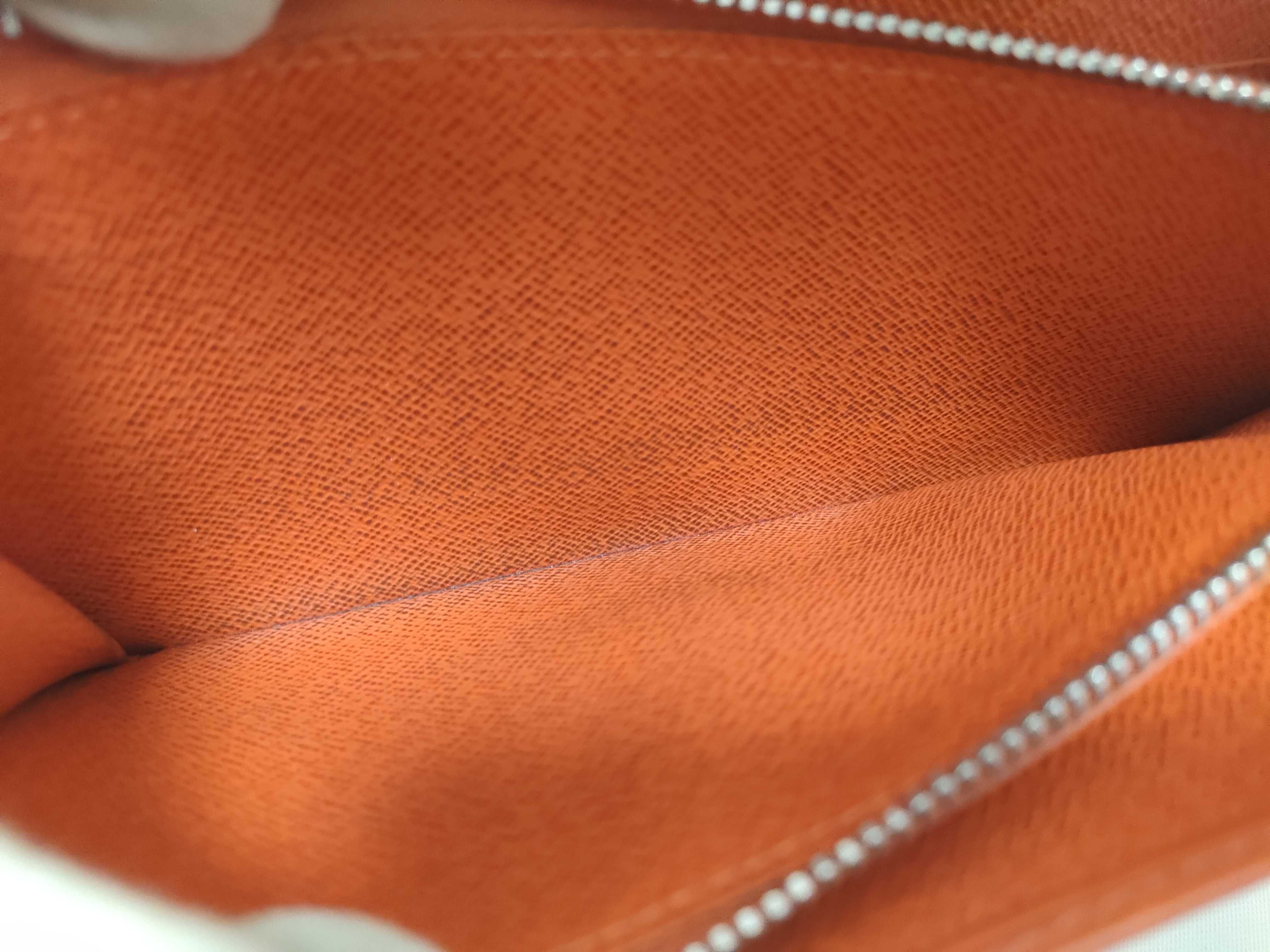 Epi LV Epi Portefeuille Sarah M60323 Wallet — view 10