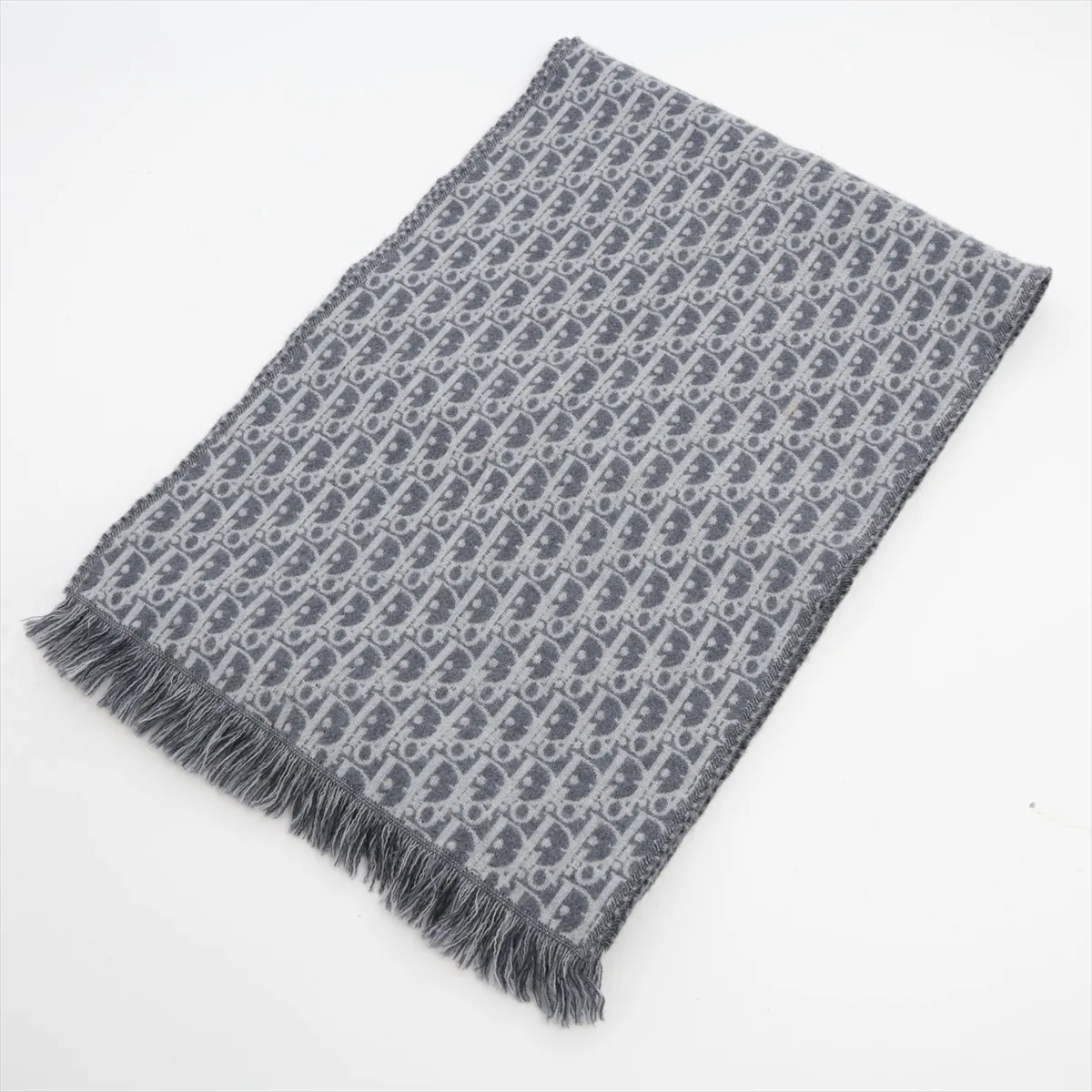 18E0005A0479 Oblique Scarf, Wool, Gray. Shows wear,