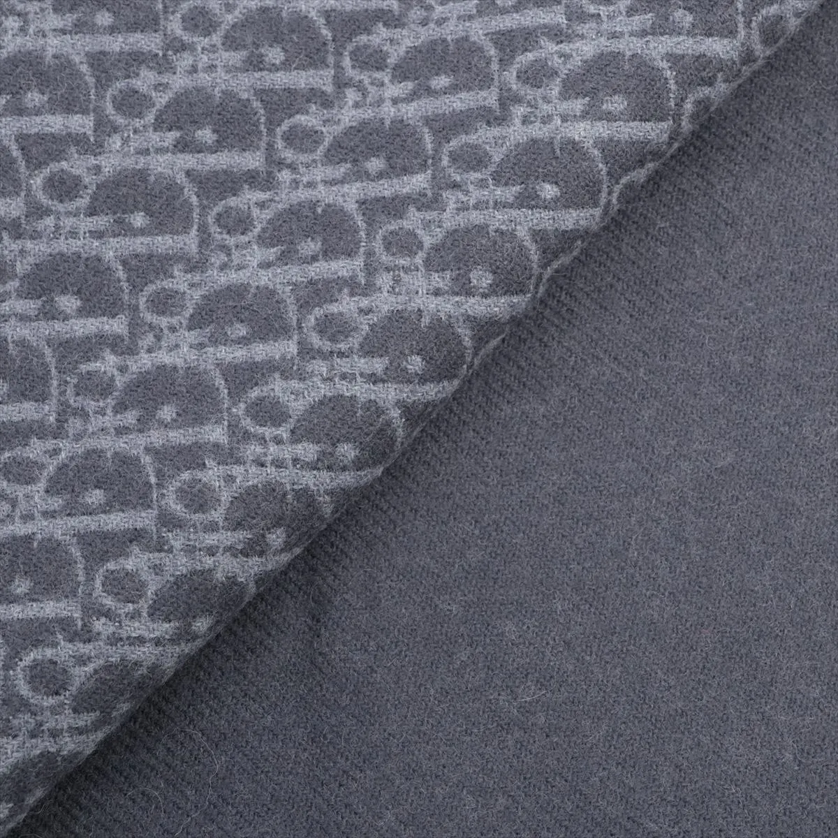 18E0005A0479 Oblique Scarf, Wool, Gray. Shows wear, — view 2