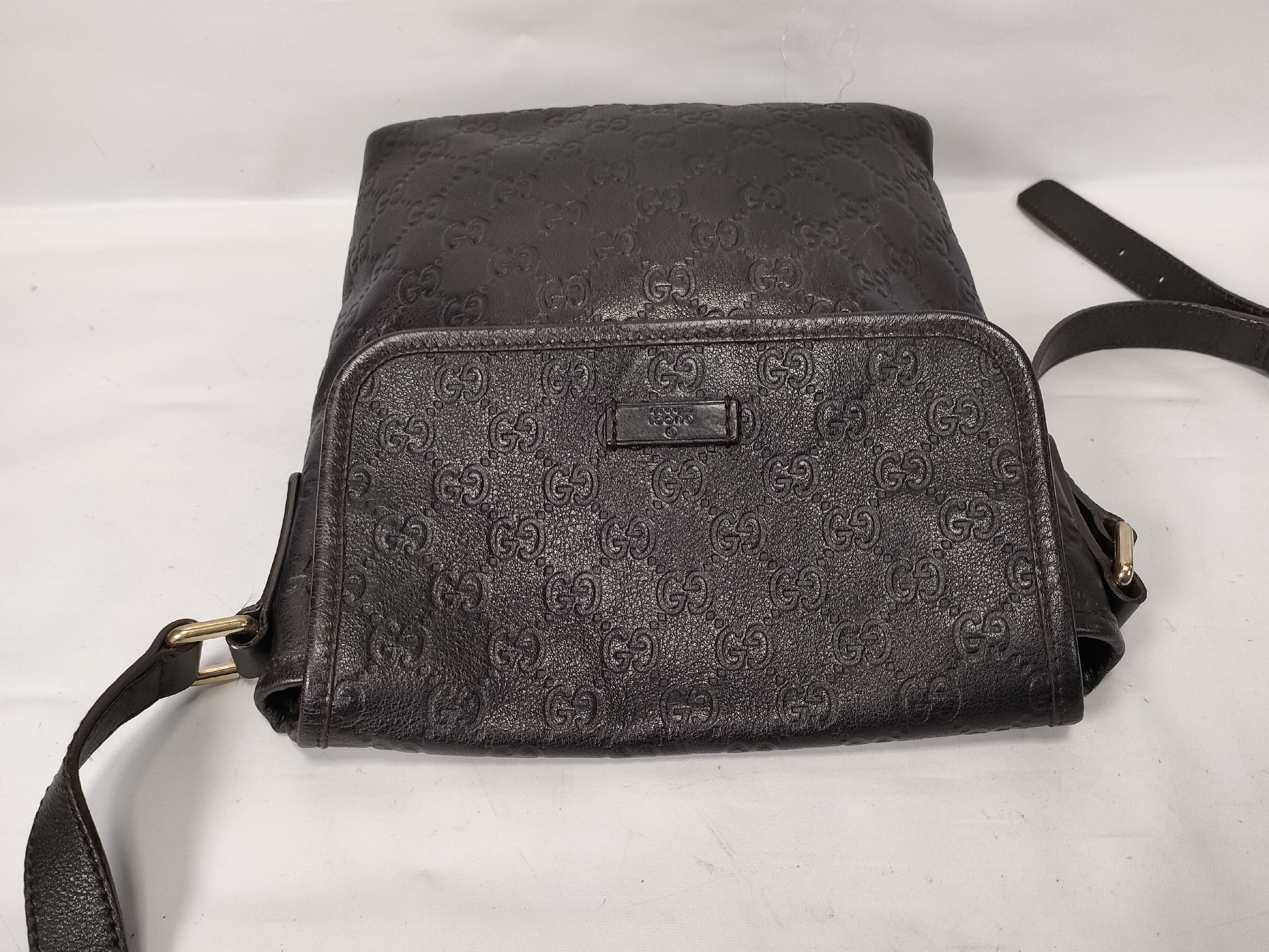 GG pattern leather shoulder bag (black) — view 8