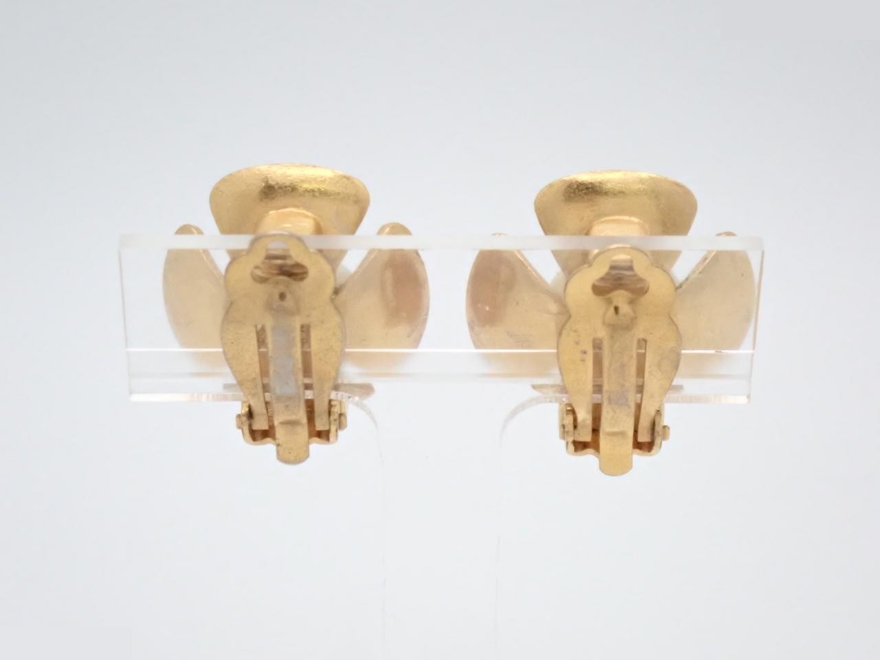 Coco Mark Pearl Flower Earrings 96/P — view 2