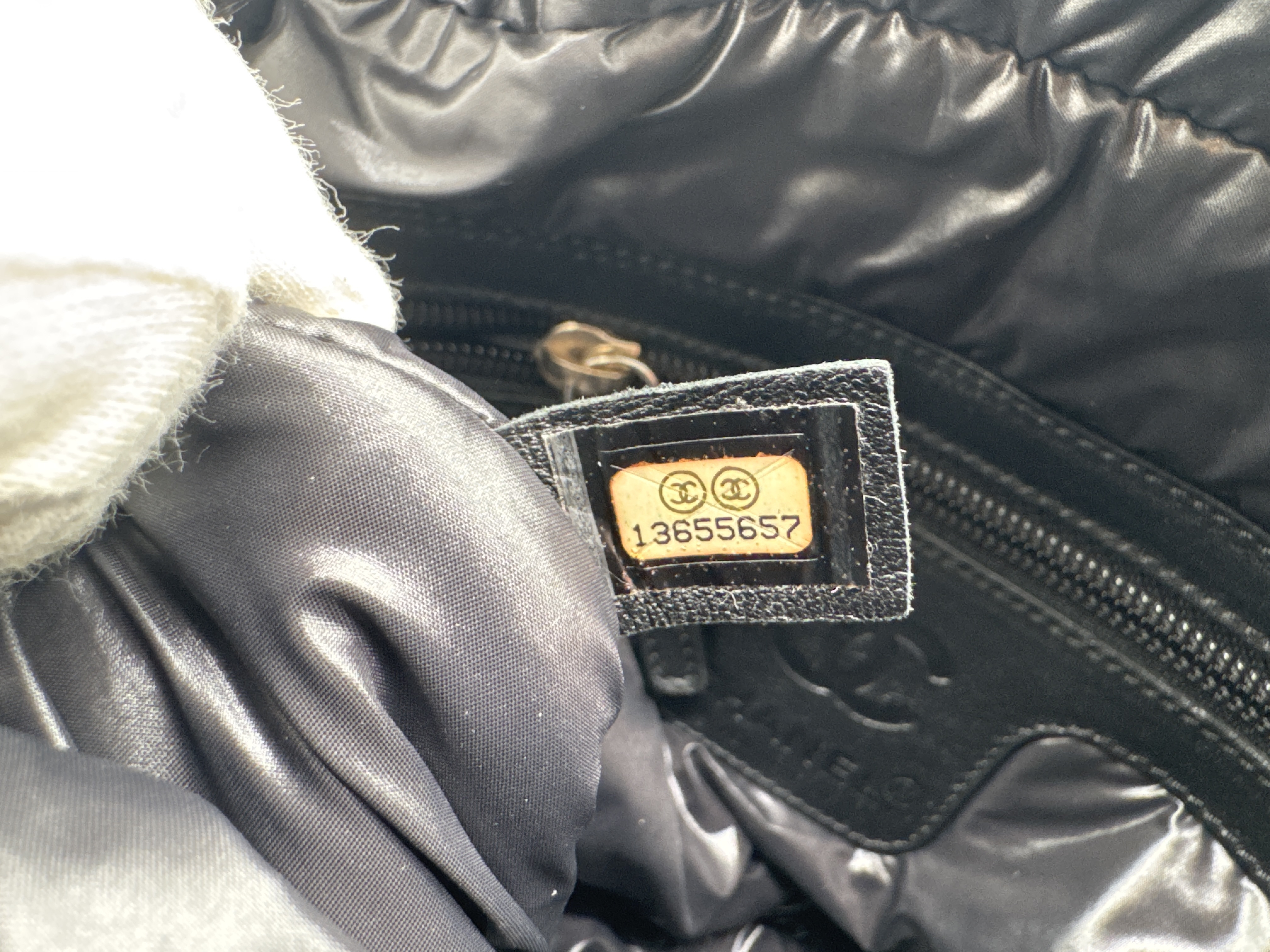 Coco Cocoon Matelasse Messenger Shoulder Bag — view 13